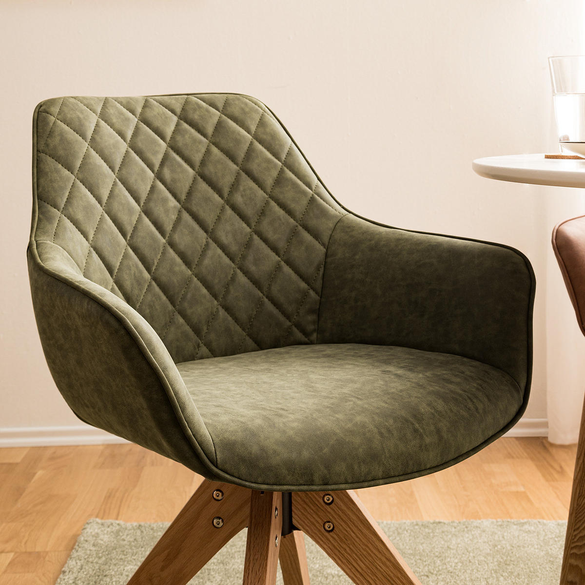 ARMLEHNENSTUHL - Eiche massiv - Eichefarben/Olivgrün, Leder (60/80/62cm) - home24