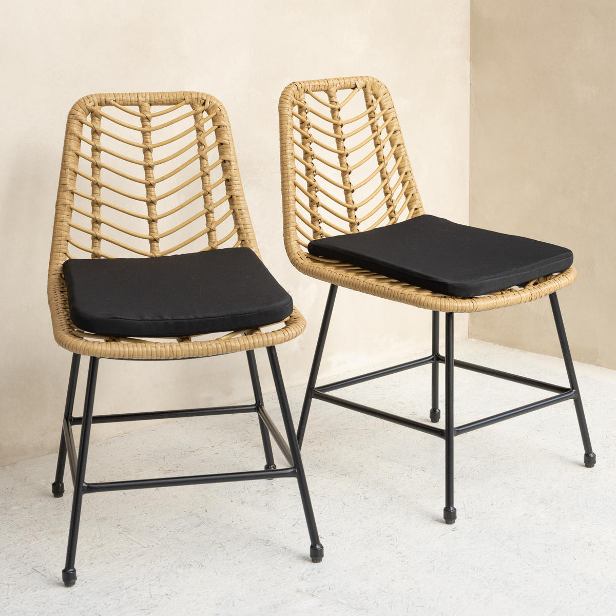STÜHLE Oka Braun 2er-Set - Braun, Kunststoff (45.5/77.5/62cm) - Happy Garden