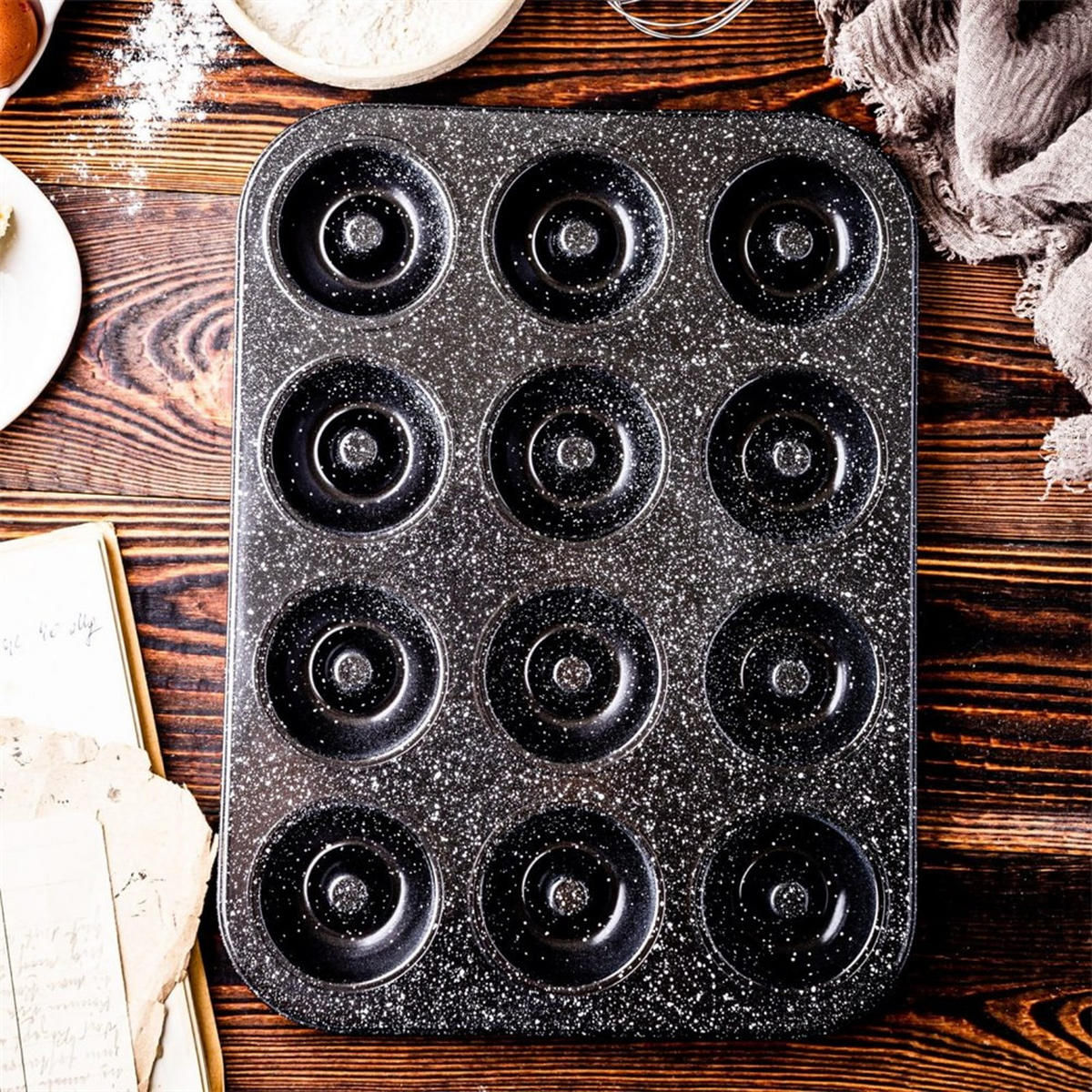 MUFFINFORM Schwarz 35/26,5/3 cm KB7841 - Schwarz, Metall (26.5/3/35cm) - Klausberg 