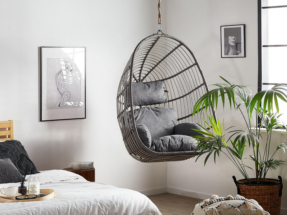 HÄNGESESSEL PE Rattan grau mit Sitzkissen Casoli - Grau, Kunststoff (84/113/70cm) - Beliani