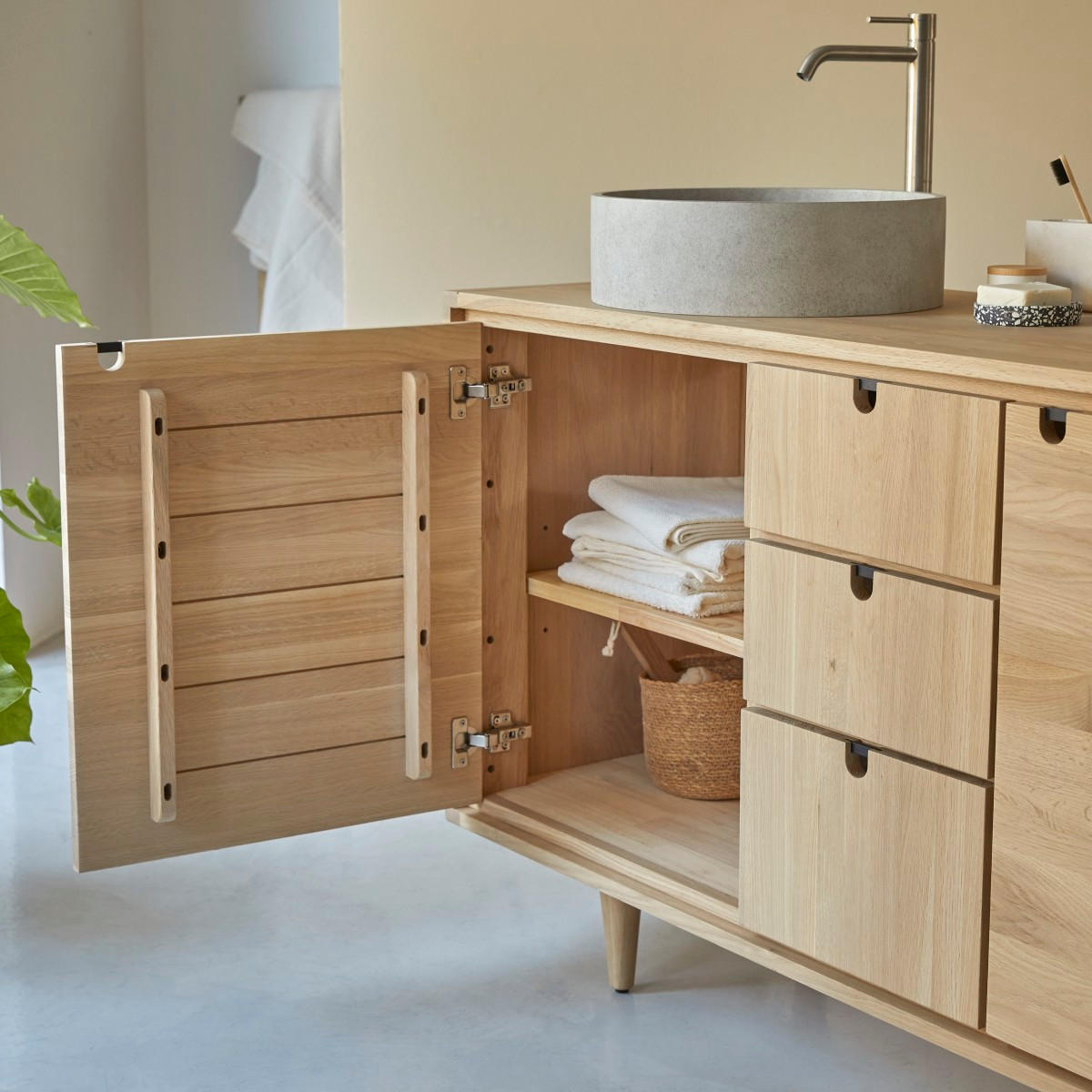 WASCHTISCHUNTERSCHRANK Jonàk Natur aus Eiche - Naturfarben, Holz (145/80/50cm) - Tikamoon