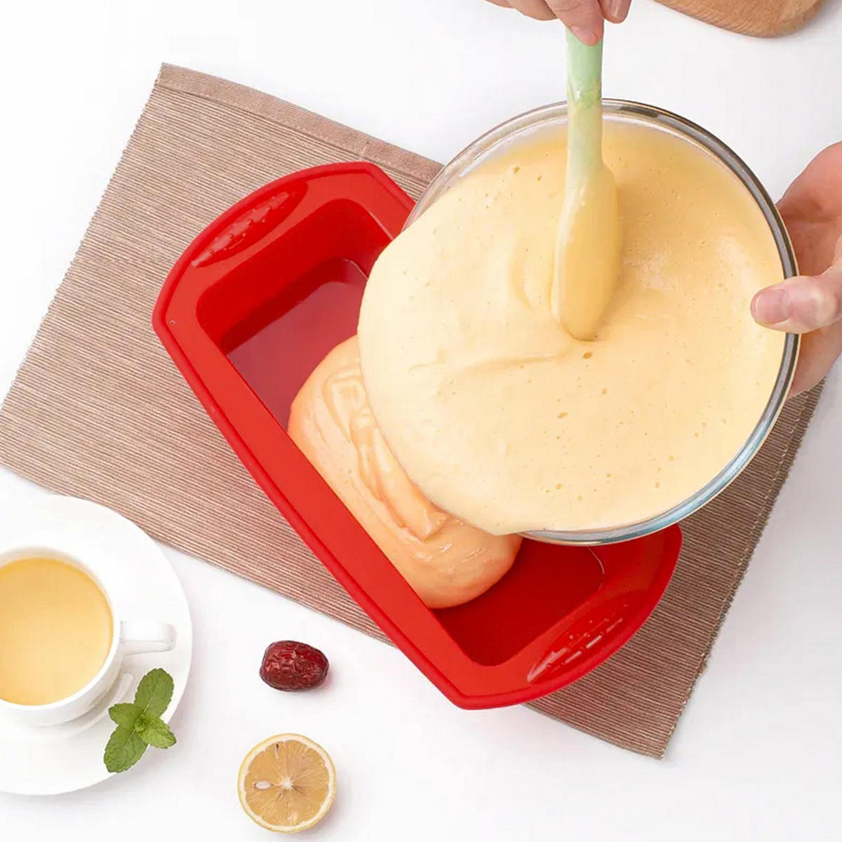 BACKFORM Silikon - Rot, Kunststoff (14.7/6.5/27.3cm) - Intirilife