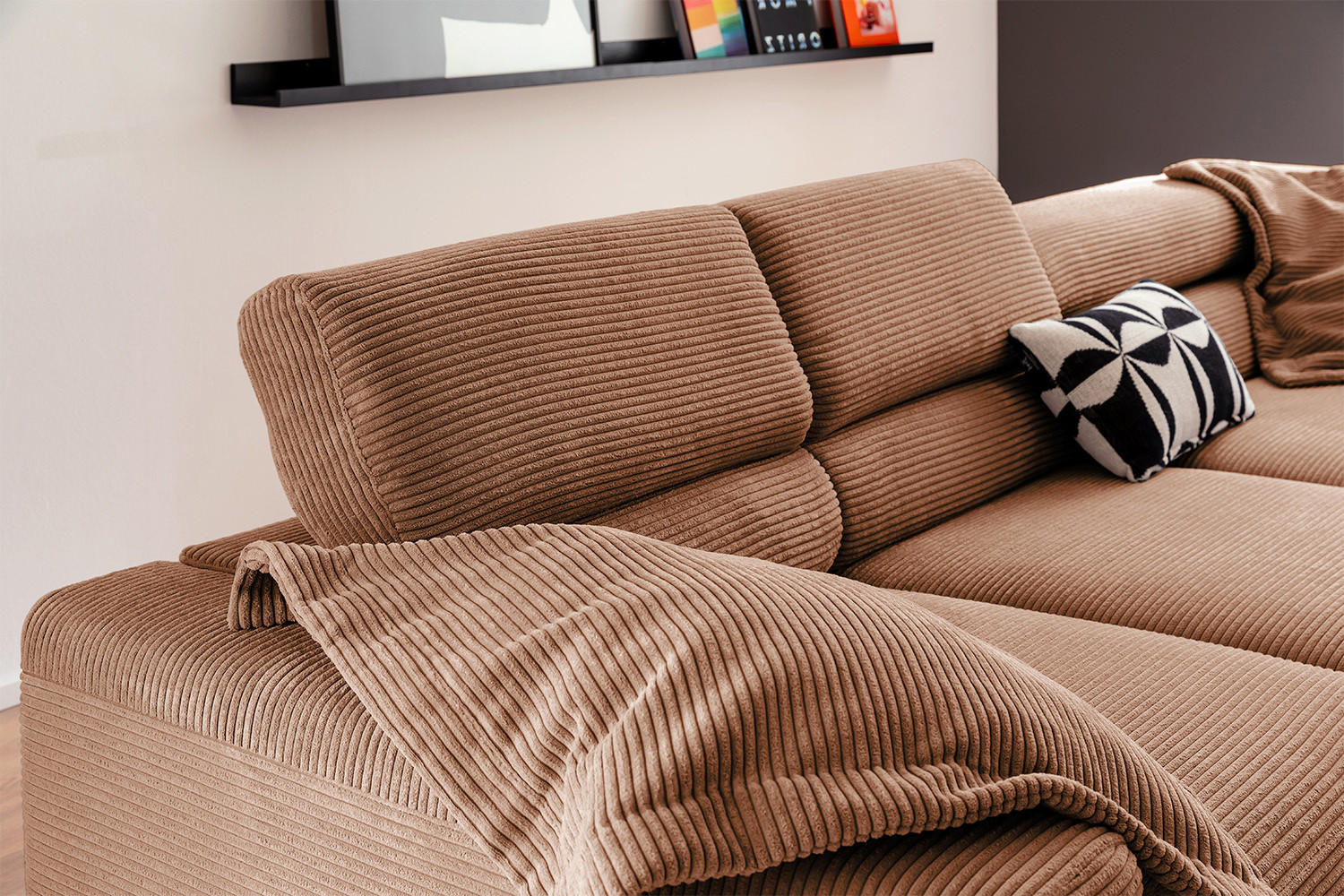 ECKSOFA MIT MOTORISCHEM SITZVORZUG DELIA Braun Cord - Dunkelbraun/Schwarz, Textil/Metall (312/219cm) - KAWOLA