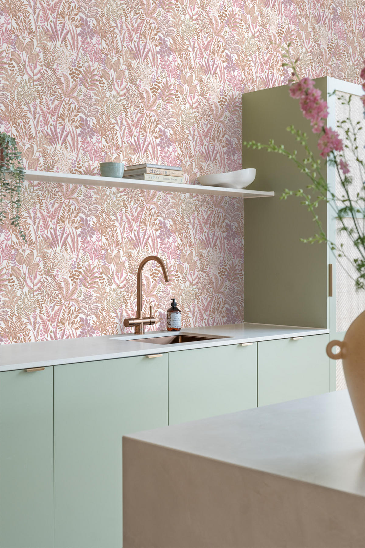 TAPETE tropische Blätter und Blüten 50 x 900 cm - Pink, Papier (50/900cm) - ESTAhome