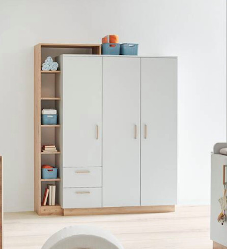 Babykleiderschrank