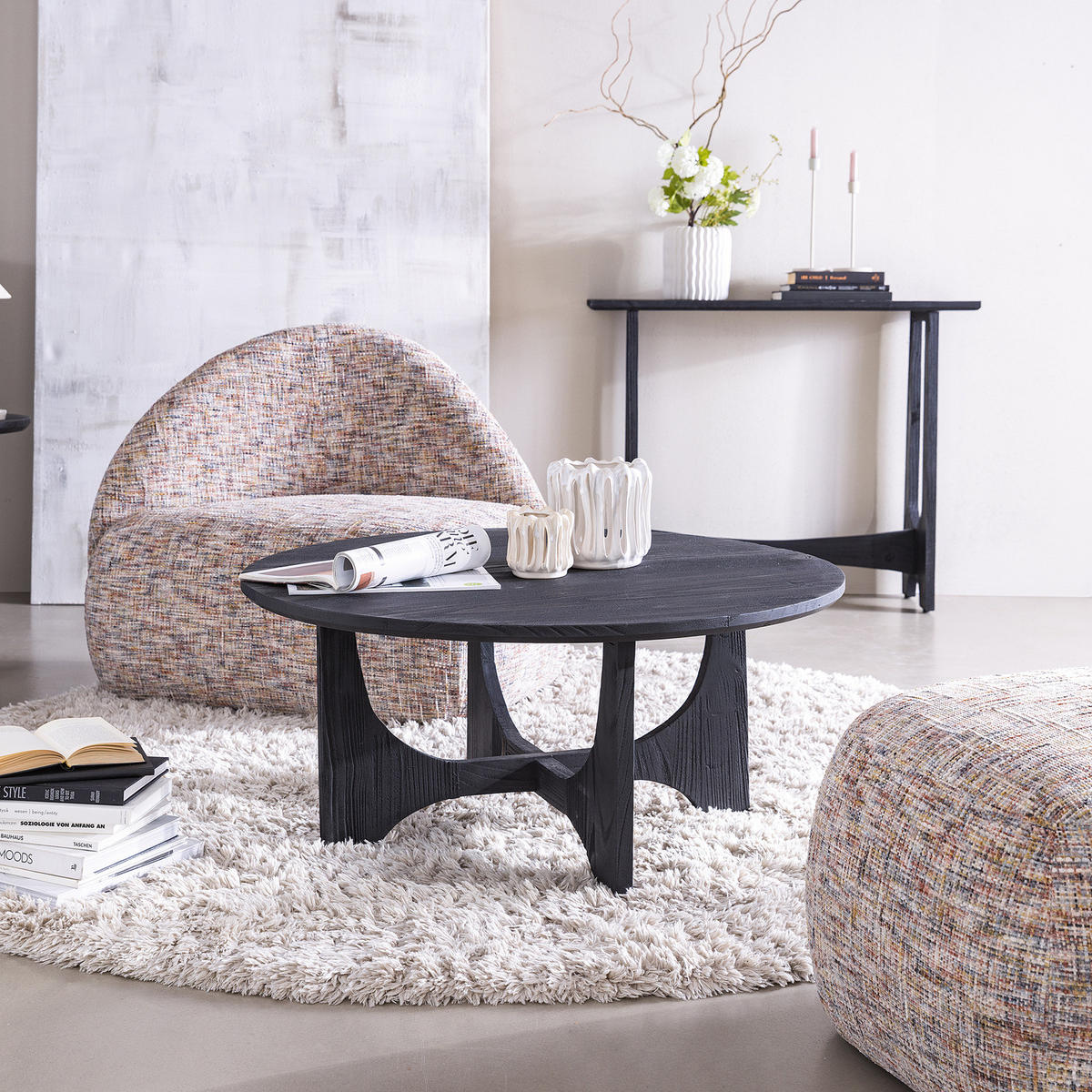 MASSIVER COUCHTISCH - rund - Pinie Schwarz - Schwarz, Holz (90/90/40cm) - home24