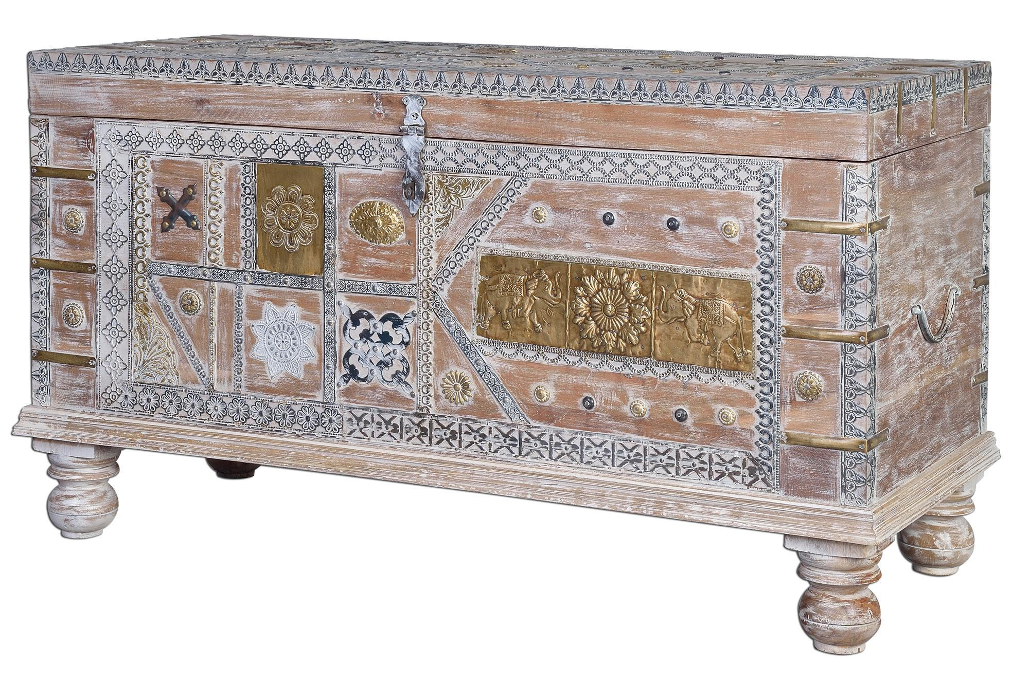 Giner y Colomer Truhe Perlmutt 100x57x40 cm