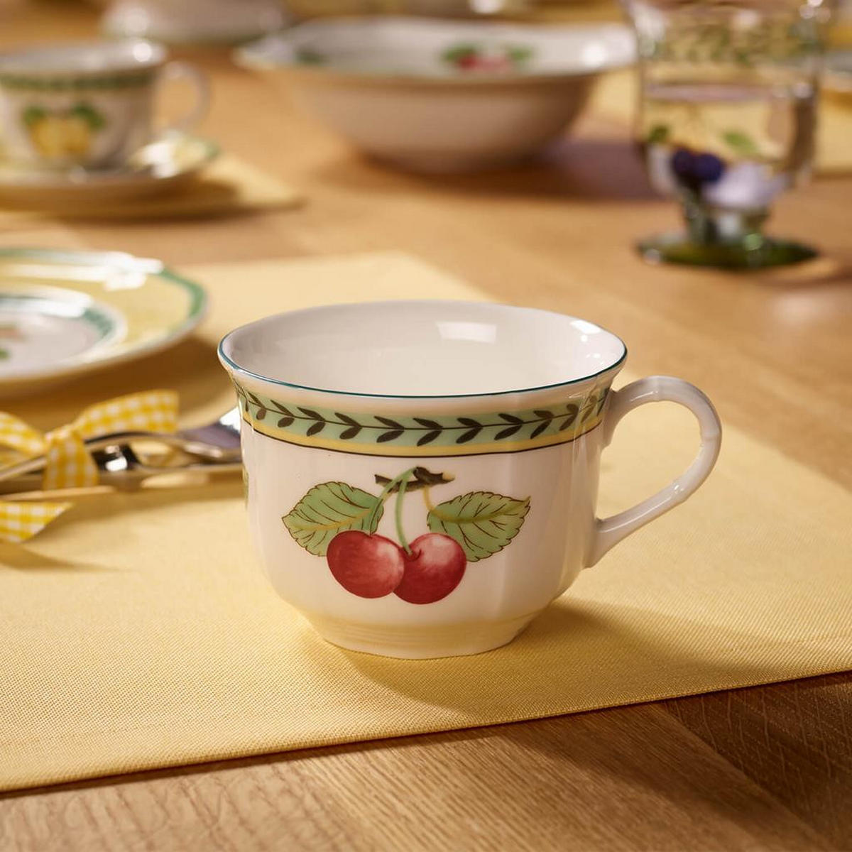 CAPPUCCINOTASSEN French Garden Fleurence bunt 260 ml 6er Set - Multicolor, Keramik (0.26L) - Villeroy & Boch