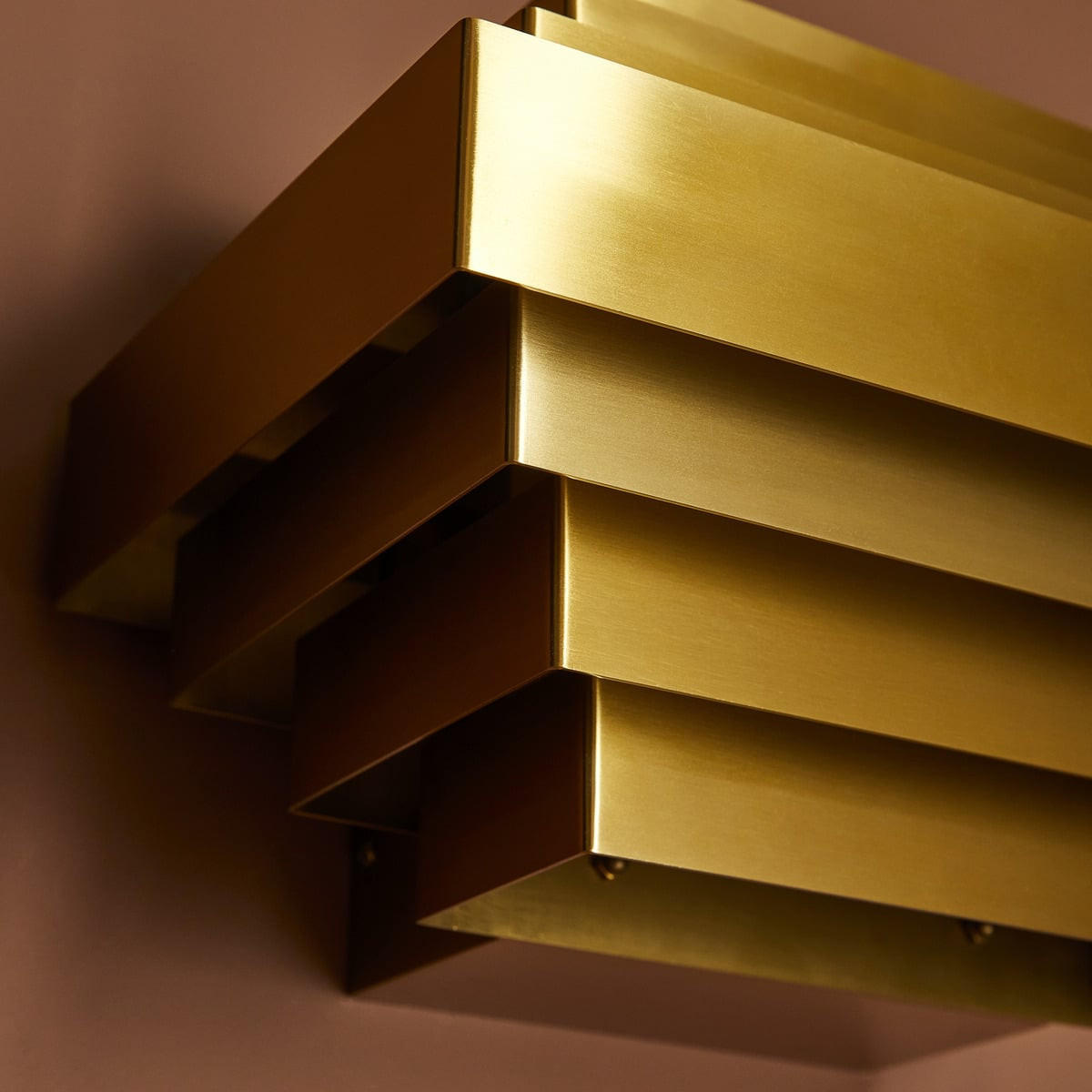 WANDLEUCHTE Goldmetall B38 cm x H24 cm - STATE BUILDING - Goldfarben, Metall (24/24/31cm) - Signature