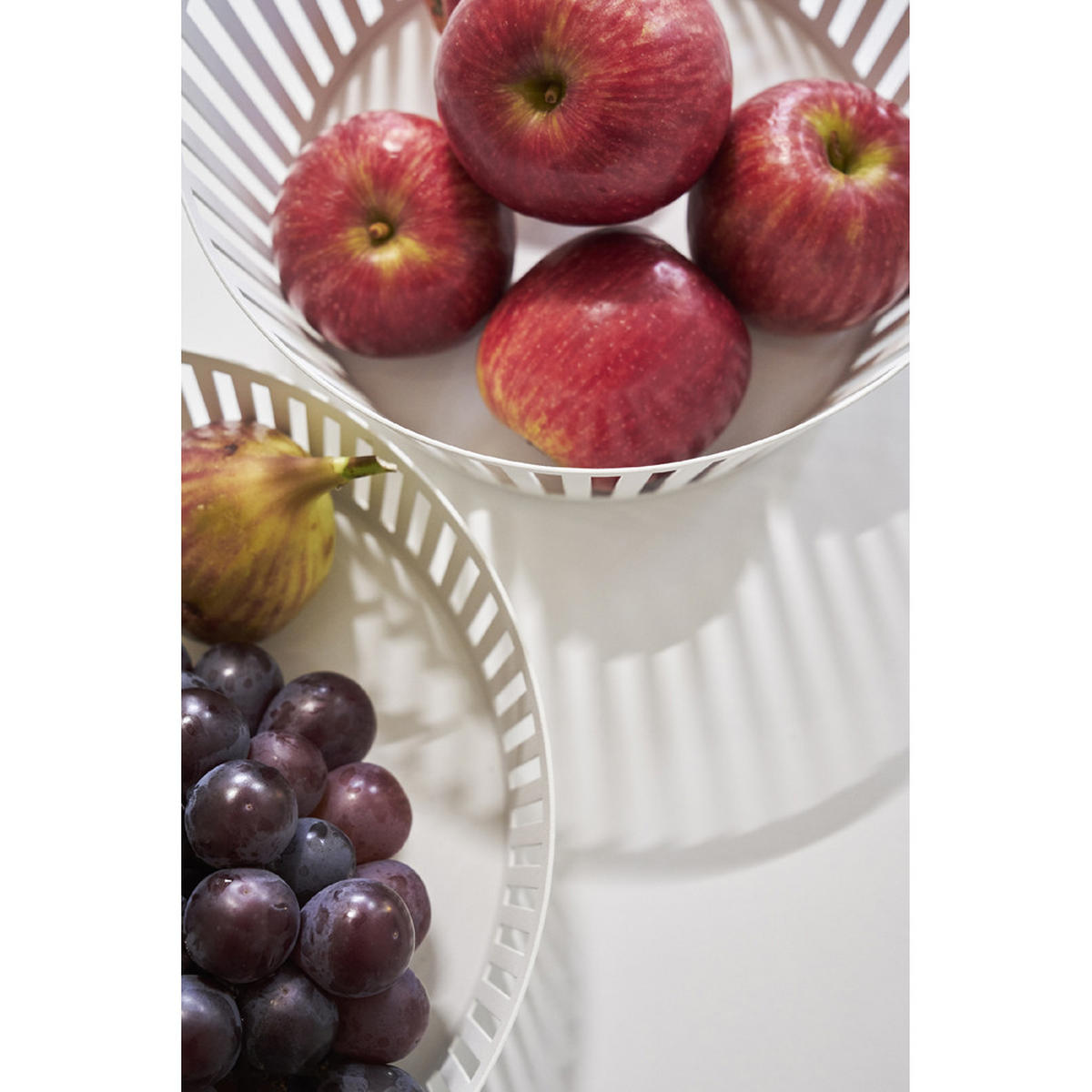 OBSTSCHALE 3813 Tower Weiß 5 x 25 x 25 cm - Weiß, Metall (5cm) - Yamazaki
