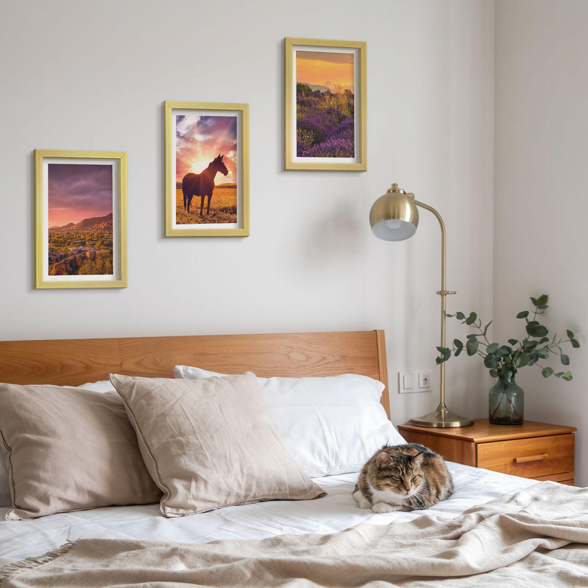 WANDBILDER 3er Set - 20x30 cm Goldrahmen - Berglandschaft mit einem Pferd - Goldfarben, Kunststoff (20/30cm) - ArtPrintCave
