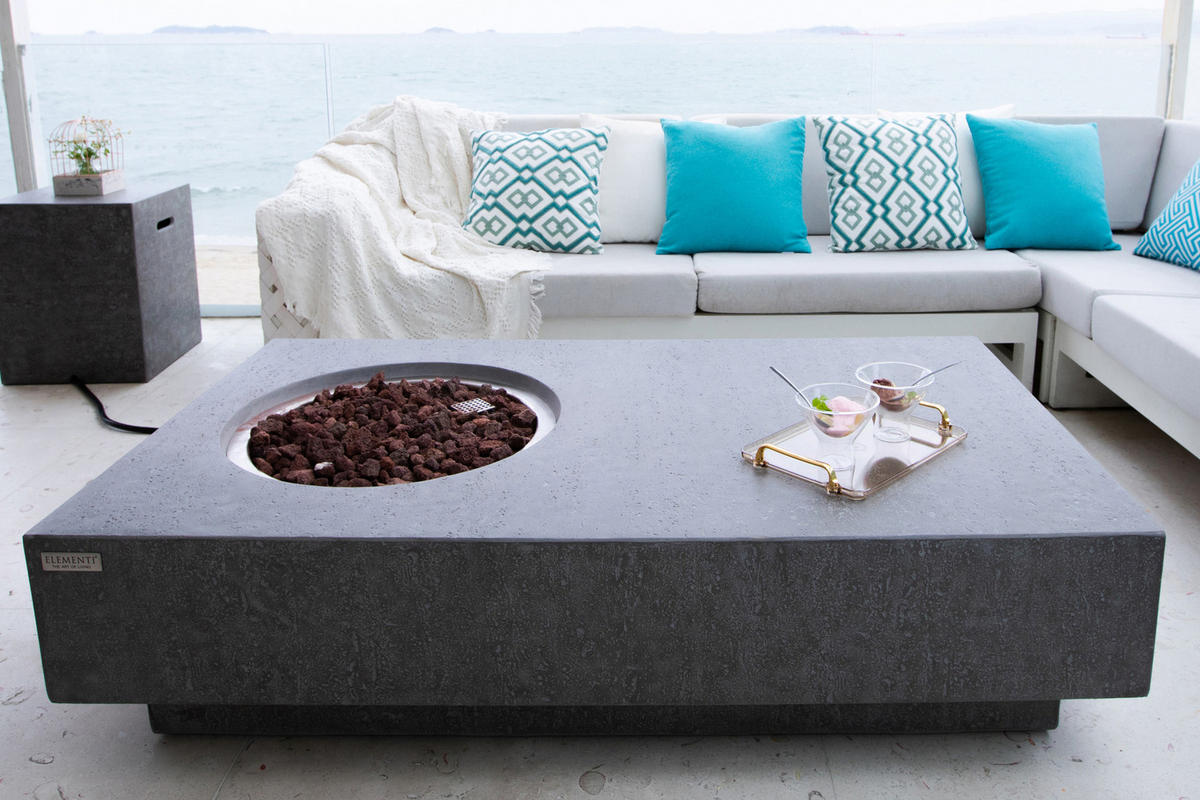 FEUERTISCH Metropolis Gasfeuerstelle aus GFRC-Beton 142/81/35 cm - Hellgrau, Naturmaterialien (81/35/142cm) - Elementi