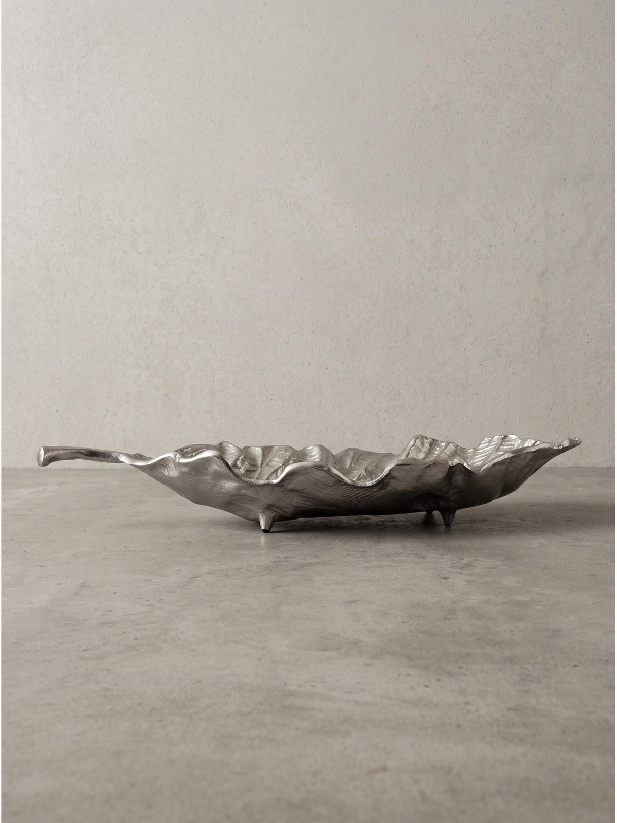 DEKOSCHALE SUBIACO, Aluminium, handgefertigt, Silber, 67 x 27 x 11 cm - Silberfarben, Metall (11cm) - KADIMA DESIGN