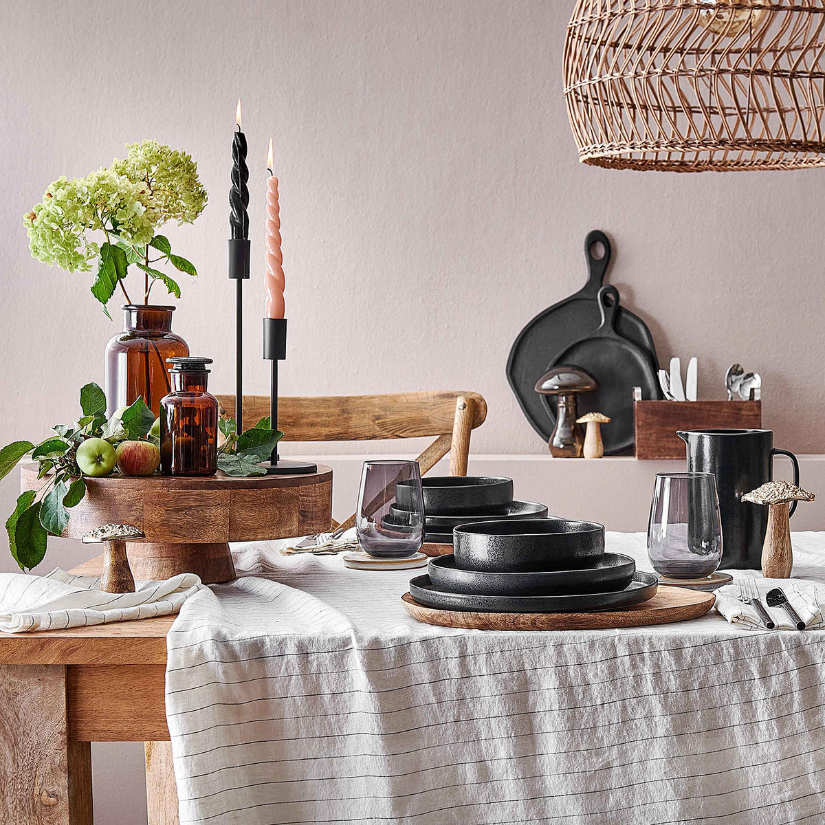 PLATZTELLER Acacia - Braun, Holz (30/30/1.8cm) - Butlers