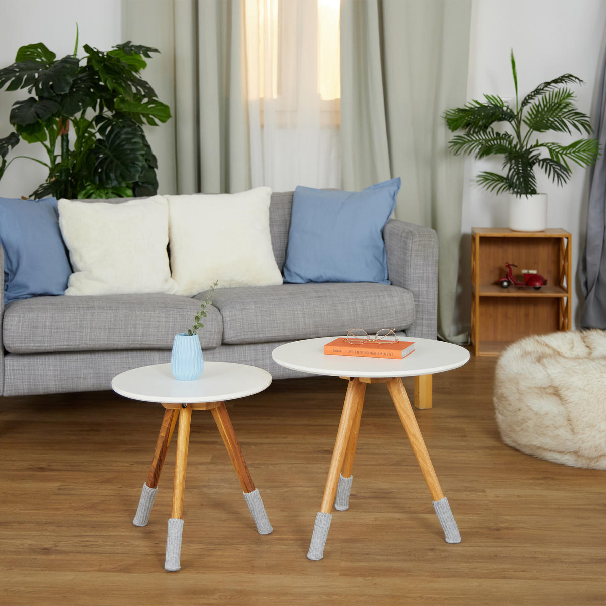 24xSTUHLBEINSOCKEN - Schwarz, Kunststoff (2.5/2.5cm) - Relaxdays