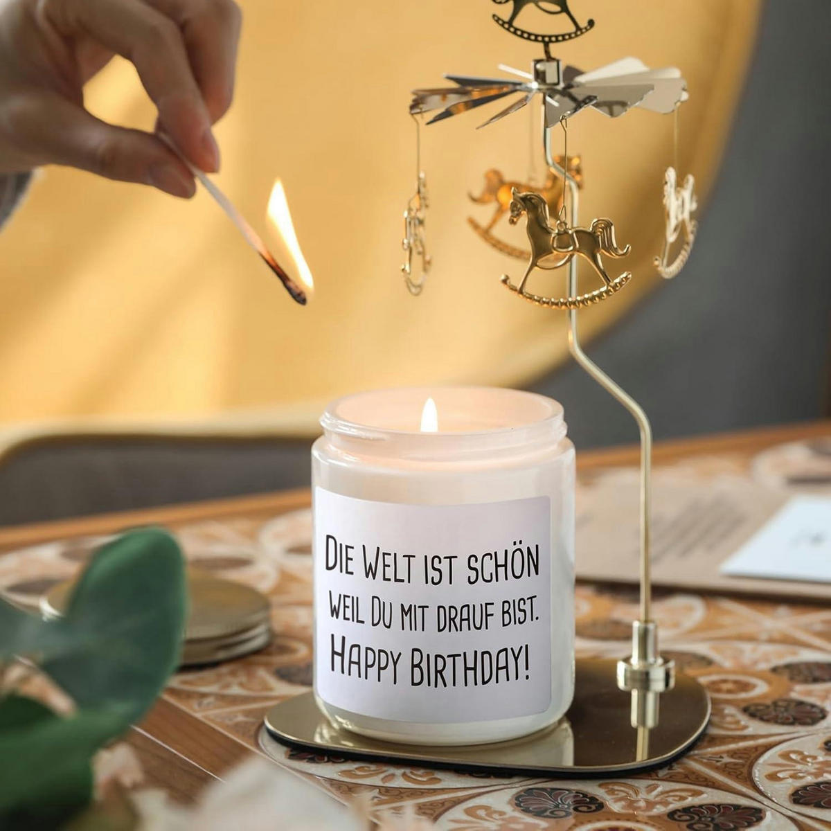 DUFTKERZE Happy Birthday Lavendel-Vanille 7oz - Weiß, Paraffin (9cm)