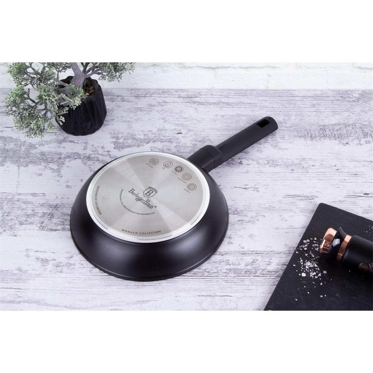 TITAN-BRATPFANNE 24 cm Monaco 35556 - Schwarz, Metall (24cm) - Berlinger Haus