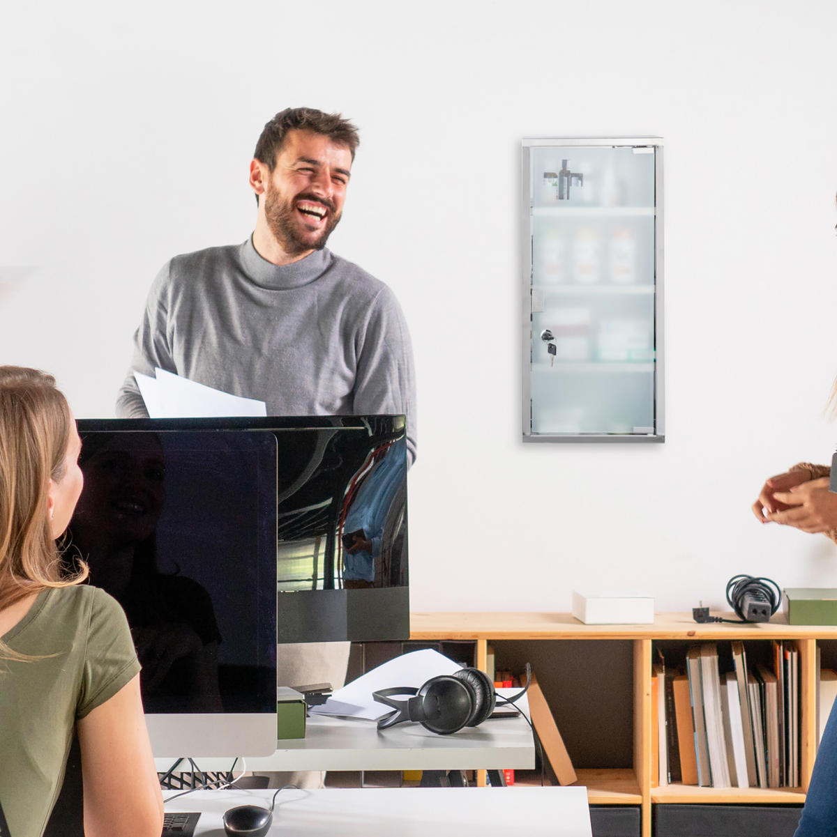 MEDIZINSCHRANK - Silberfarben, Glas/Metall (27/57/12cm) - Relaxdays