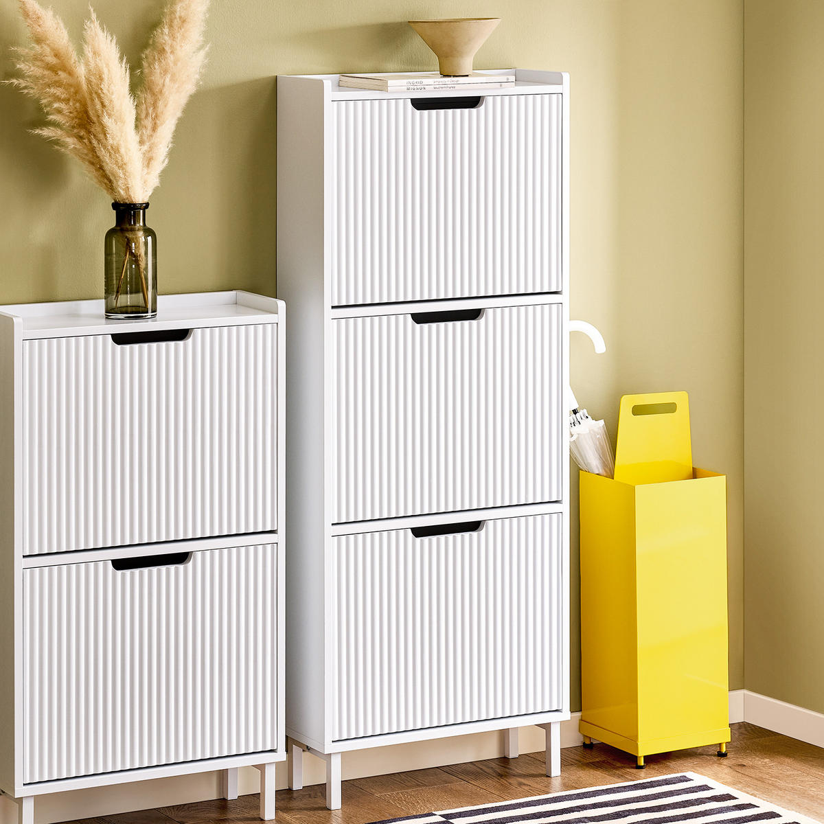 SCHUHSCHRANK Weiß - Weiß, Holzwerkstoff/Metall (50/130/19cm) - SoBuy