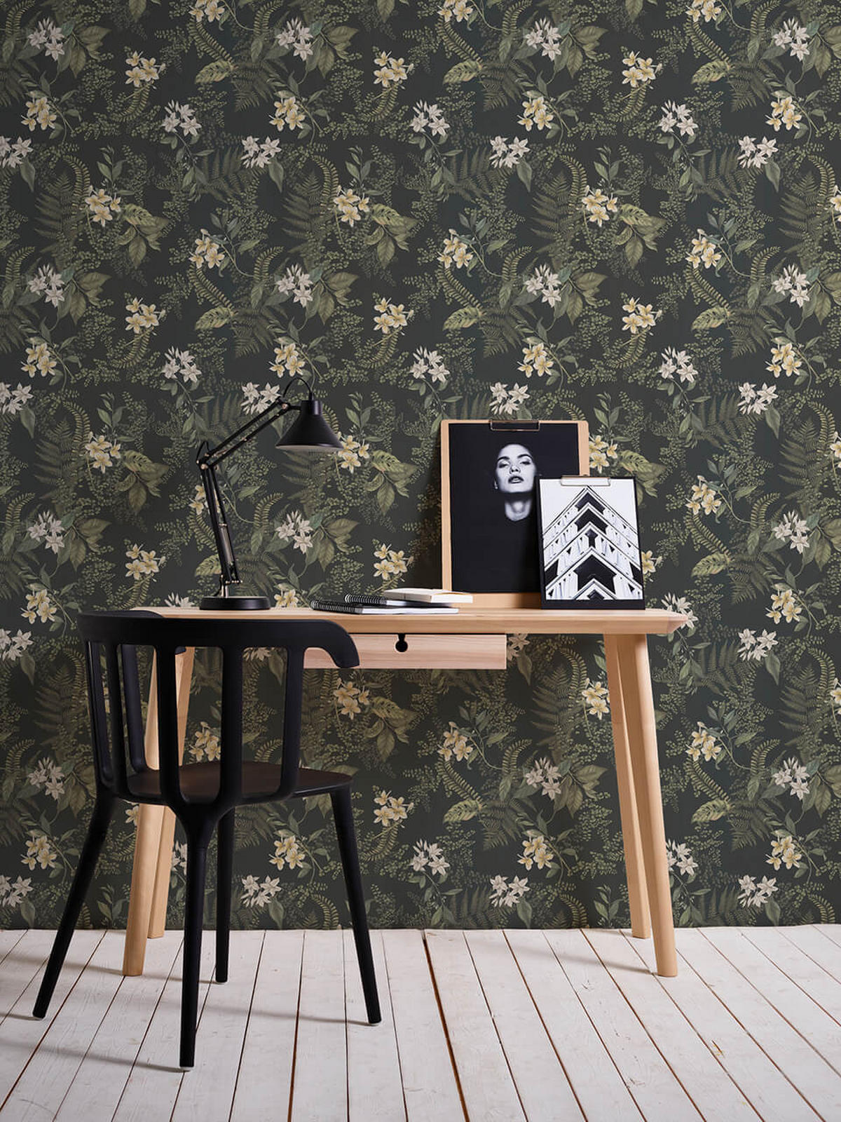 VLIESTAPETE Grün 53/1005 cm - Schwarz, Textil (53/1cm) - KUNSTLOFT