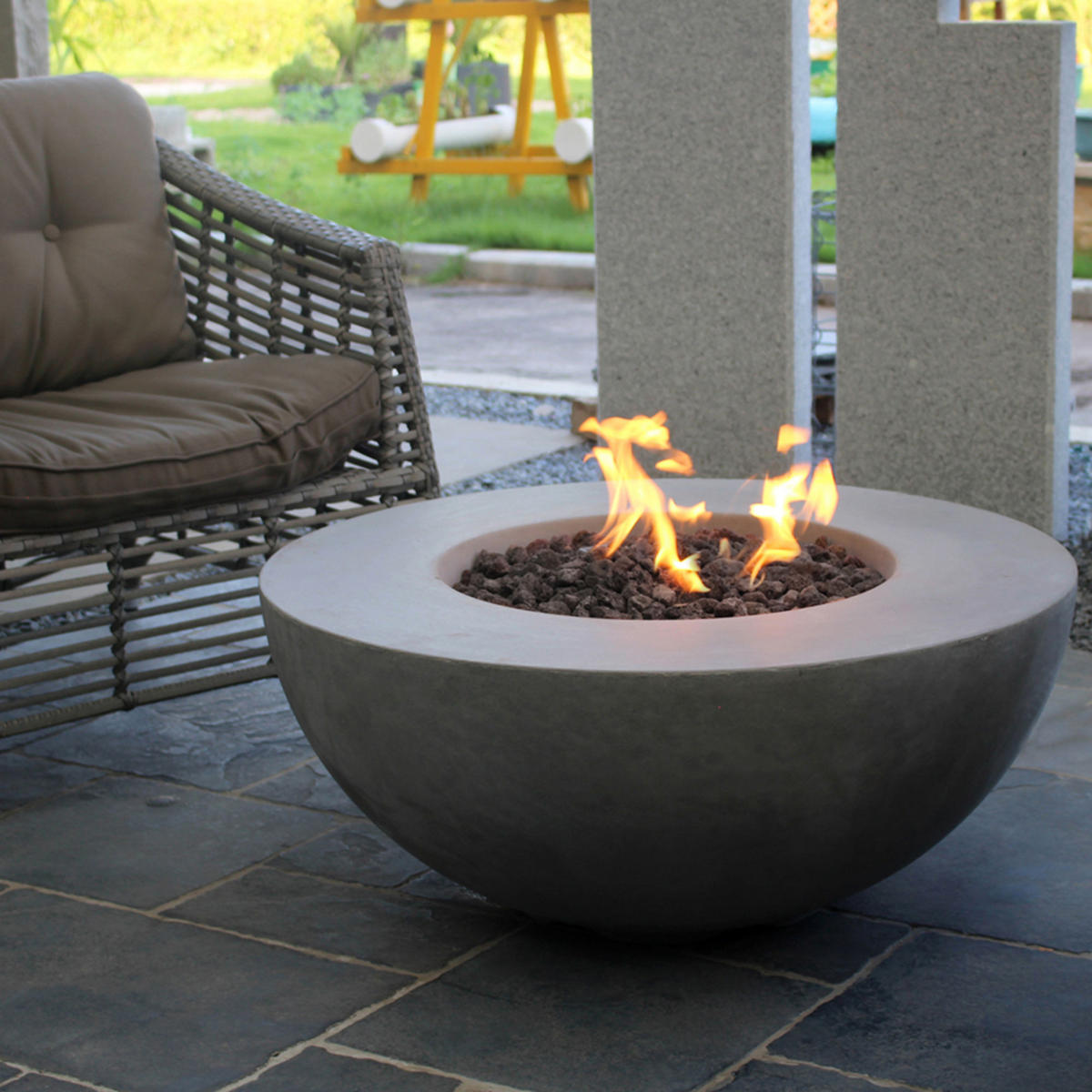 FEUERTISCH Roca Gasfeuerstelle aus GF-Beton 87/87/37 cm - Hellgrau, Naturmaterialien (87/37/87cm) - Elementi