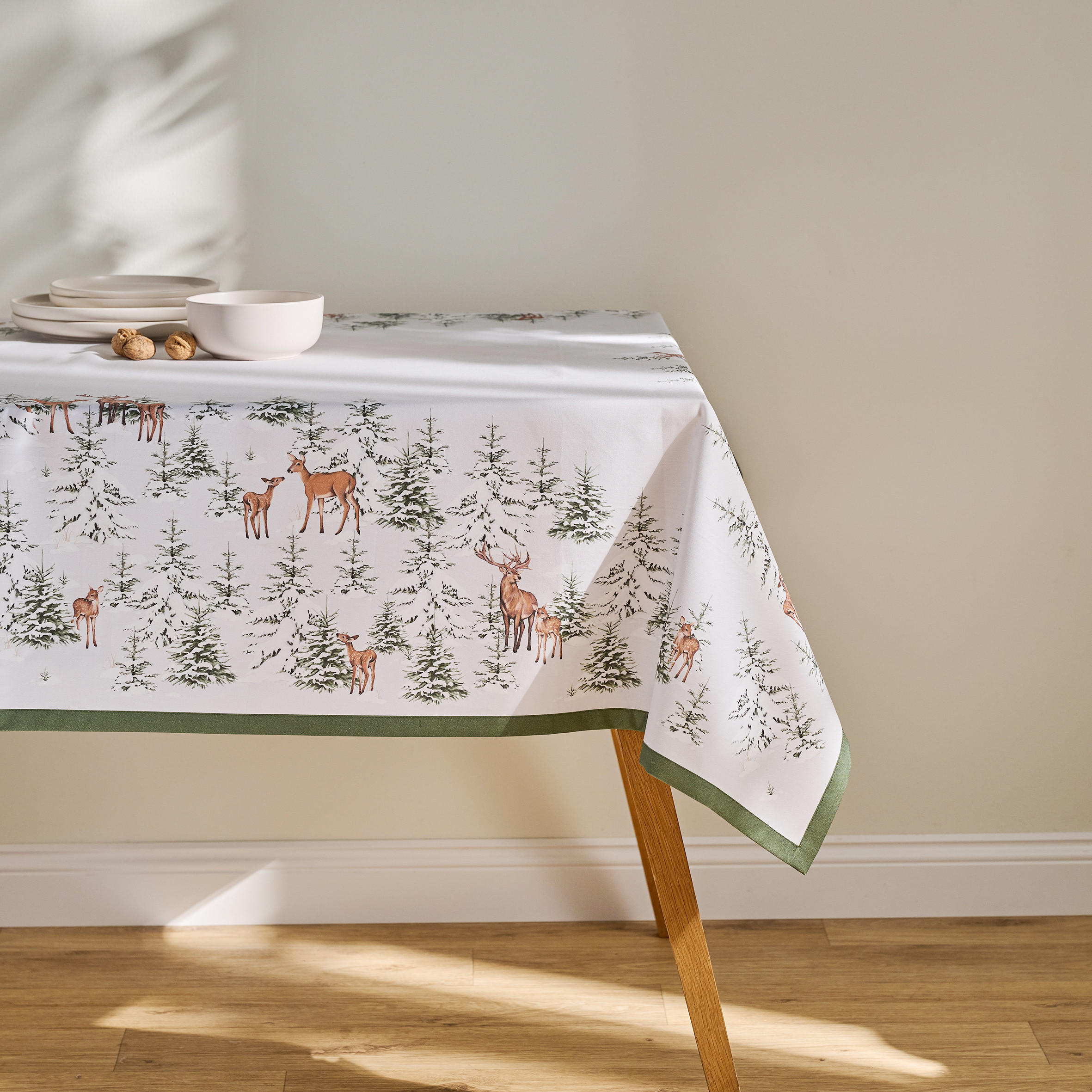 TISCHDECKE Hirvos 150x300cm, Hellgrau, Dekorative Tischdeko Weihnacheten, Weihnachtsdeko, Christmas - Hellgrau, Textil (300/150/1cm) - home&you