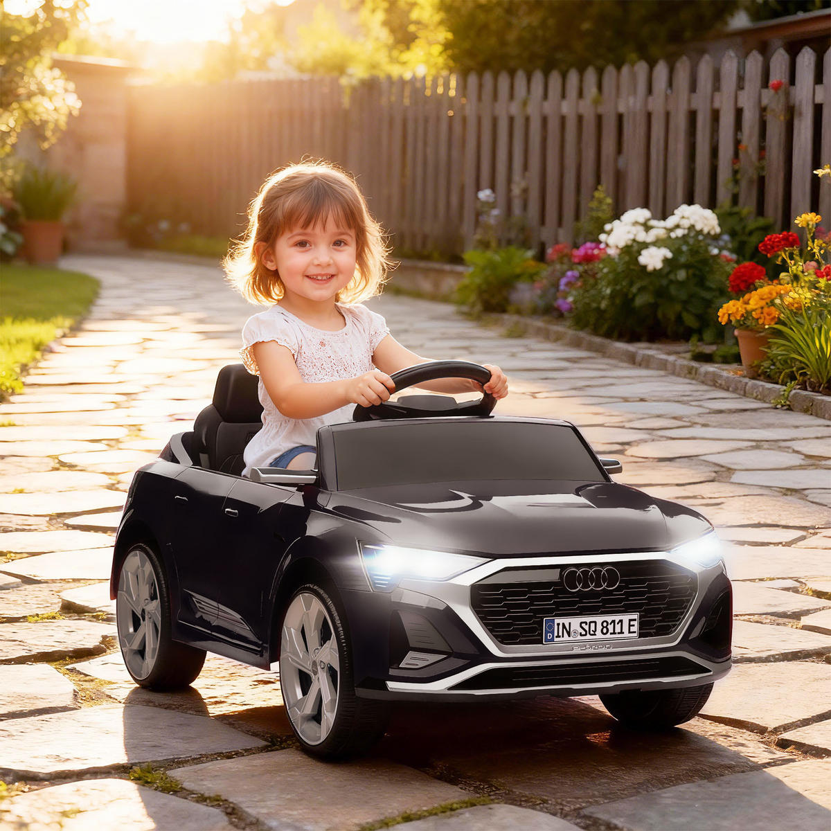 ELEKTRO-KINDERAUTO DE-06196 Audi Q8 lizenziert mit Fernsteuerung Schwarz - Schwarz, Kunststoff/Metall (98/49.5/43cm) - ComfortXL