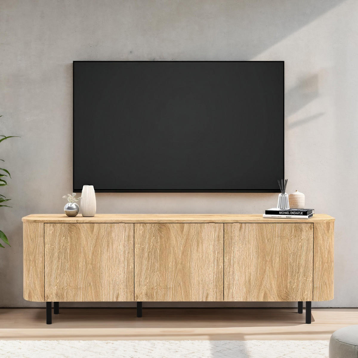 TV-MÖBEL mit 3 Türen abgerundeten Kanten Eichendekor 180,2/42/60,2 cm - Eschefarben, Holzwerkstoff (42/60.2/180.2cm) - Calicosy