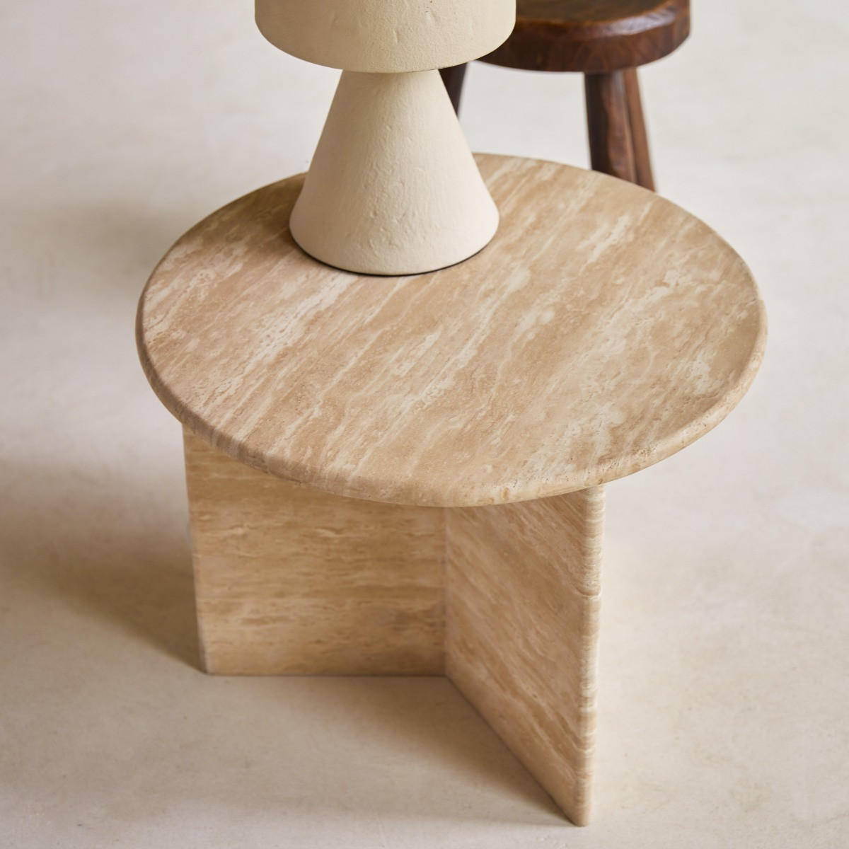 BEISTELLTISCH Sarah Natur aus Travertin - Naturfarben, Stein (52/52/40cm) - Tikamoon