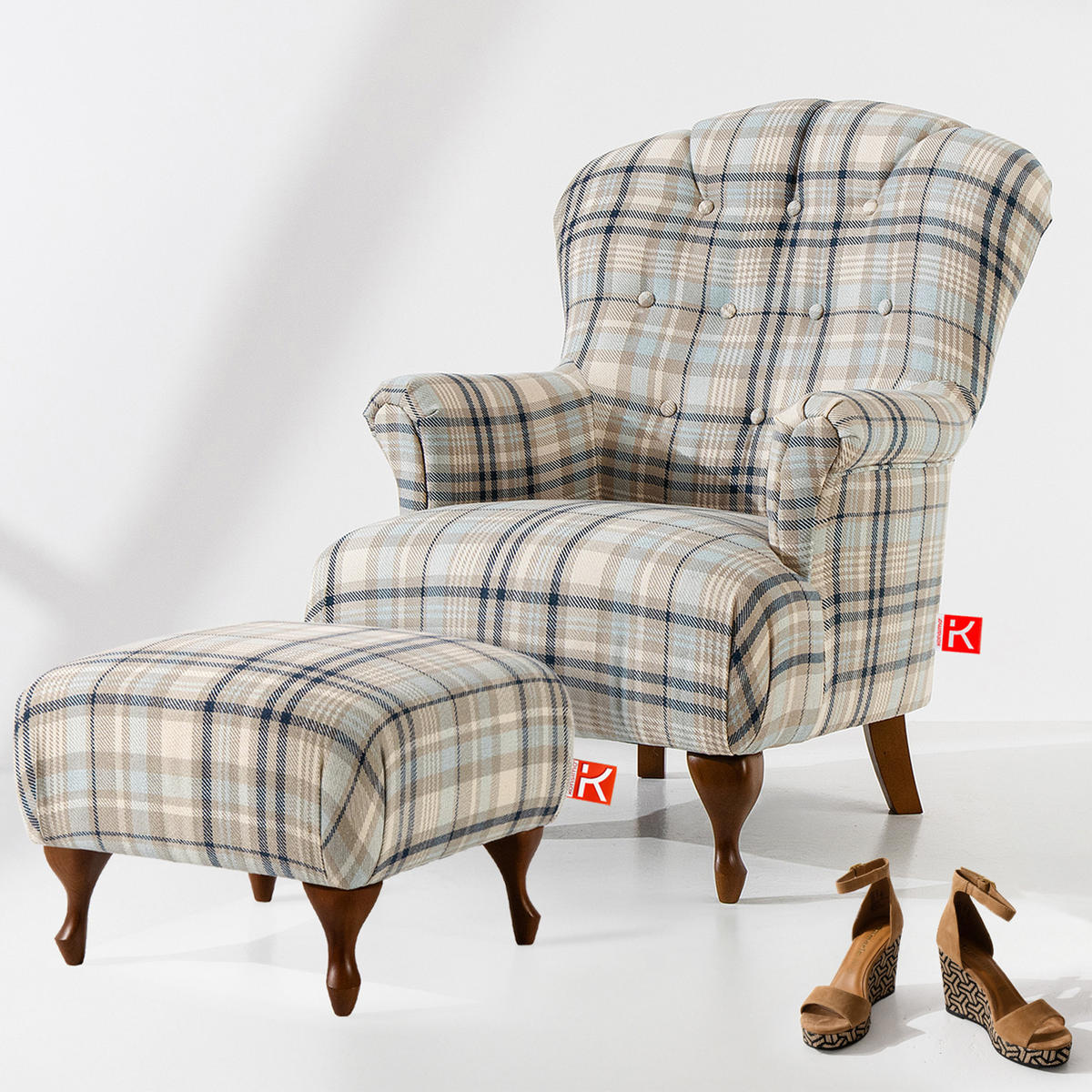 SESSEL MIT FUẞSTÜTZE TOMIS, Beige/Blau - Blau/Beige, Eichenholz/Holz (76/101/83cm) - KONSIMO®