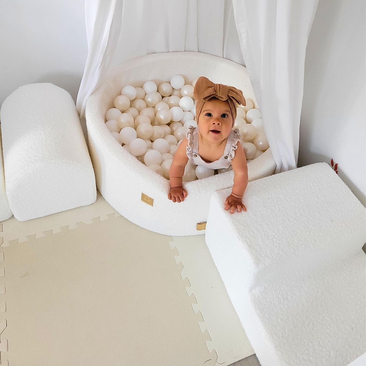 BÄLLEBAD mit Schaumstoff Bausteinen für Kinder, Boucle, Rosa - Transparent/Beige, Textil (230/45/30cm) - MeowBaby