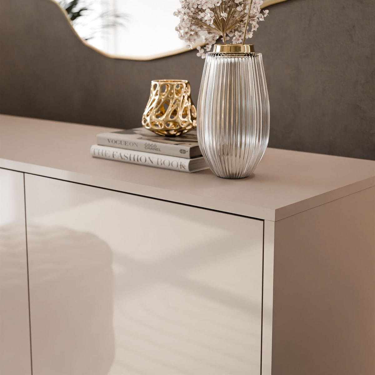 KOMMODE SANAYI Kaschmir Hochglanz – schräge goldene Beine - Kaschmir, Holzwerkstoff (154/72/40cm) - Lookway