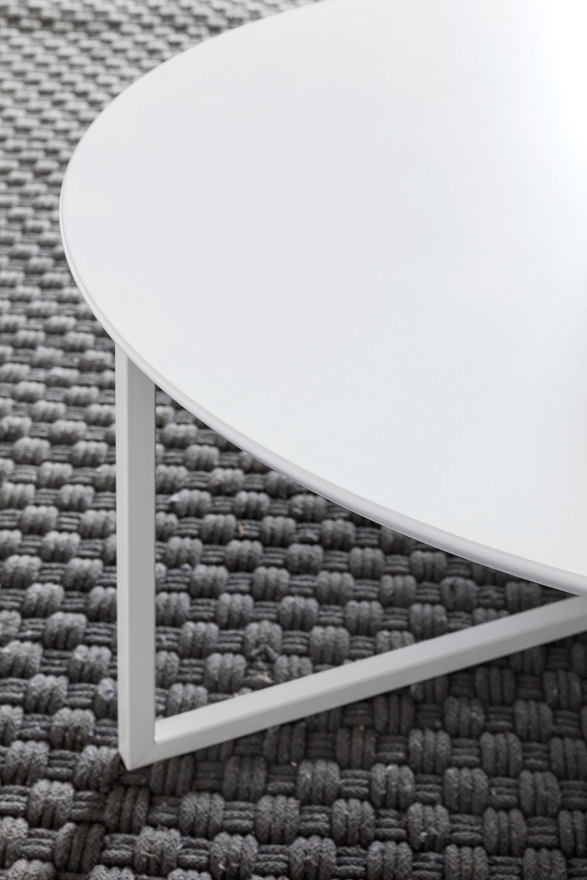 COUCHTISCH rund, Weißes MDF-Holz mit Metallbeinen, Durchmesser 80 cm, Höhe 33 cm - Weiß, Holz/Metall (80/80/33cm) - KADIMA DESIGN