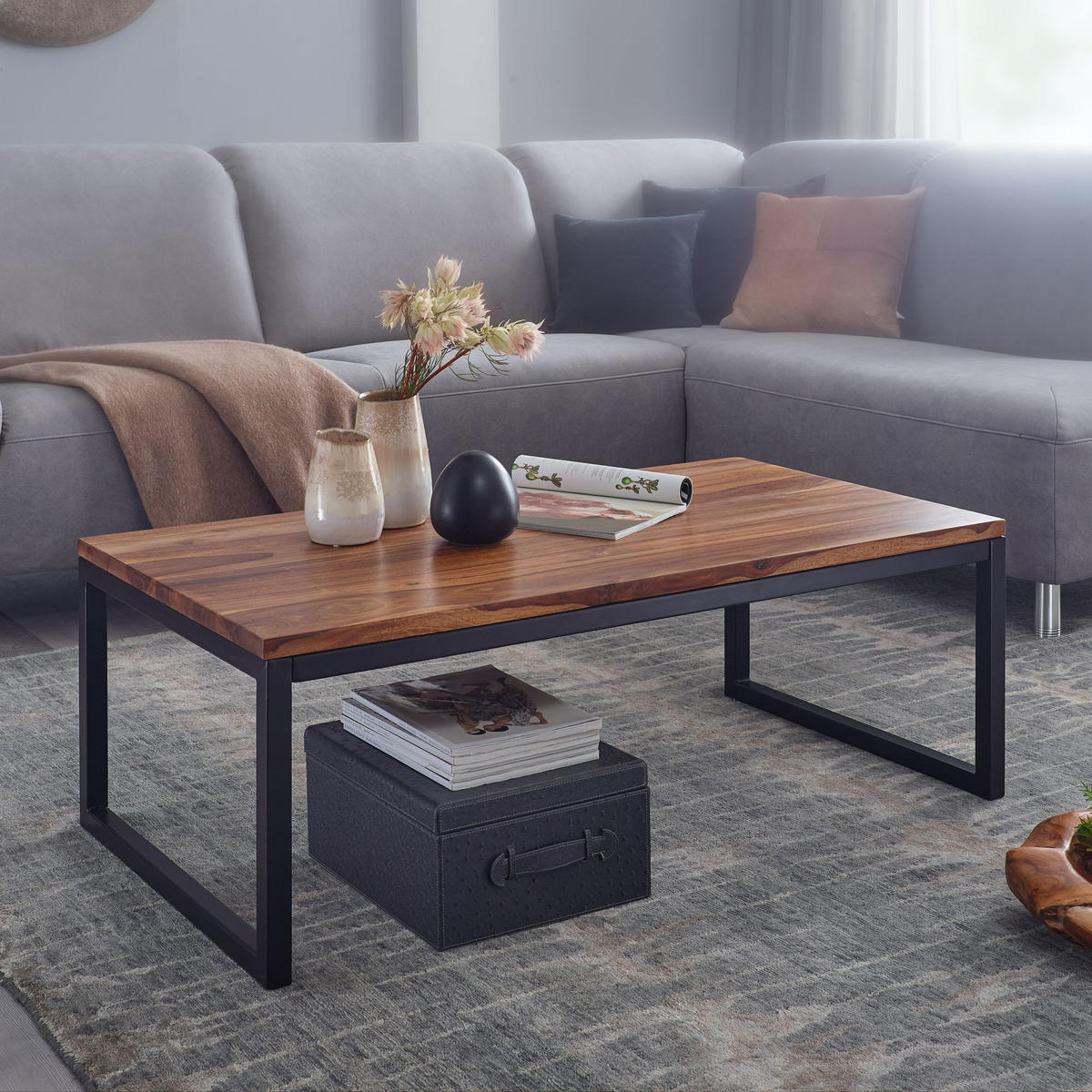 COUCHTISCH Industrie-Stil in Sheesham-Holz massiv, Unikat mit einzigartiger Maserung - Schwarz/Braun, Holz/Metall (60/110/40cm) - KADIMA DESIGN