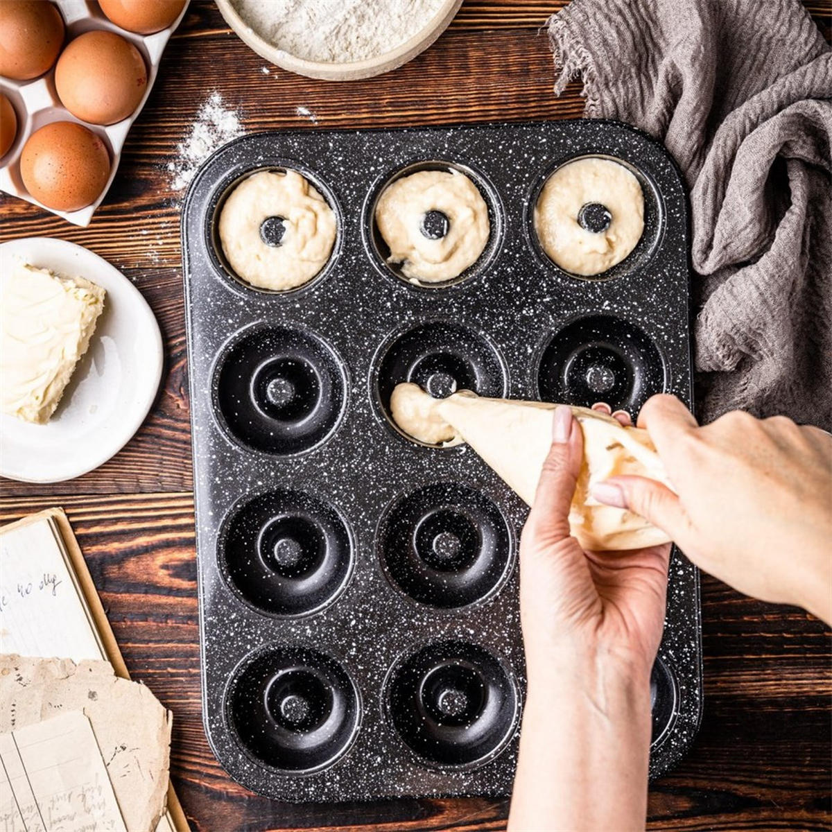 MUFFINFORM Schwarz 35/26,5/3 cm KB7841 - Schwarz, Metall (26.5/3/35cm) - Klausberg 