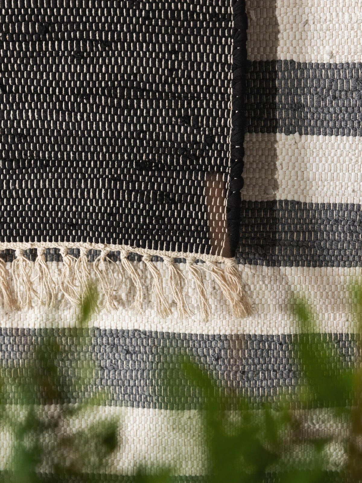 TEPPICH aus recyceltem Material Tom Schwarz 60x100 cm - Schwarz, Textil (60/100cm) - benuta Pop