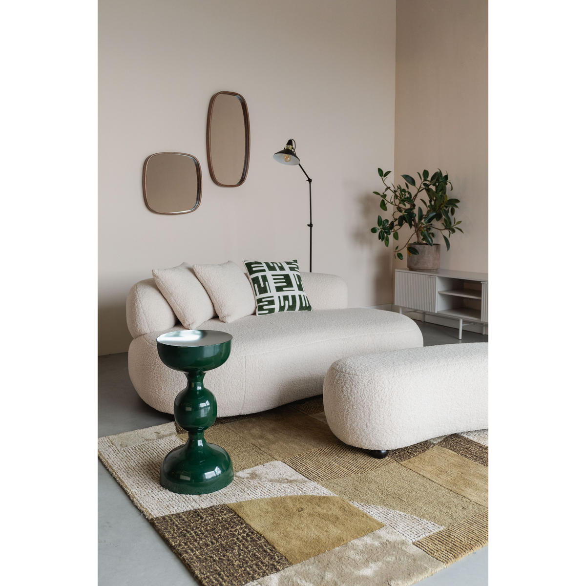 SITZHOCKER Noxx Pouf/ Organisch Geformt Bouclé Weiß - Weiß, Kunststoff (46/41/120cm) - Housecraft Living