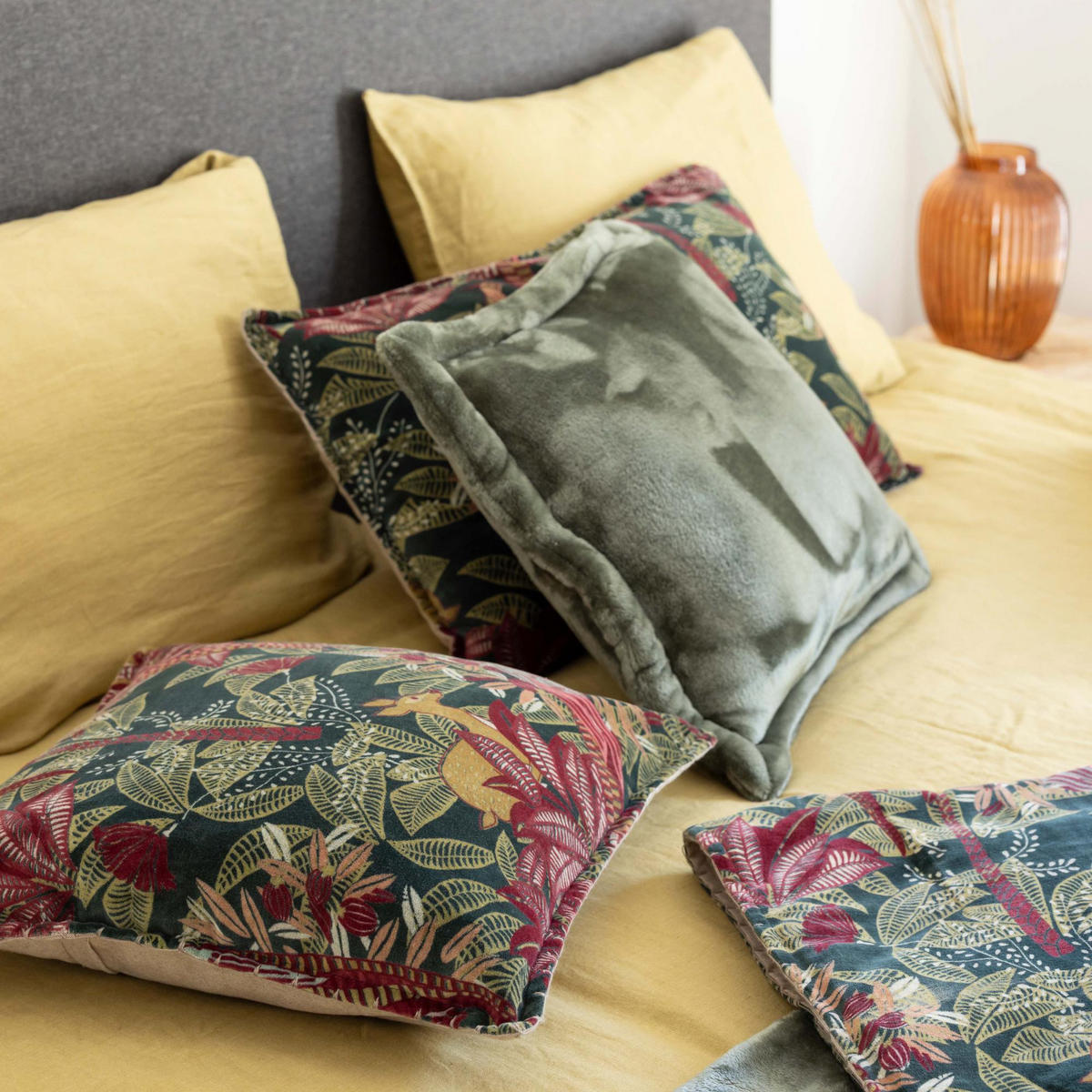 KISSEN Tender thymian 50 x 50 cm - Grün, Textil (50/50cm) - Vivaraise