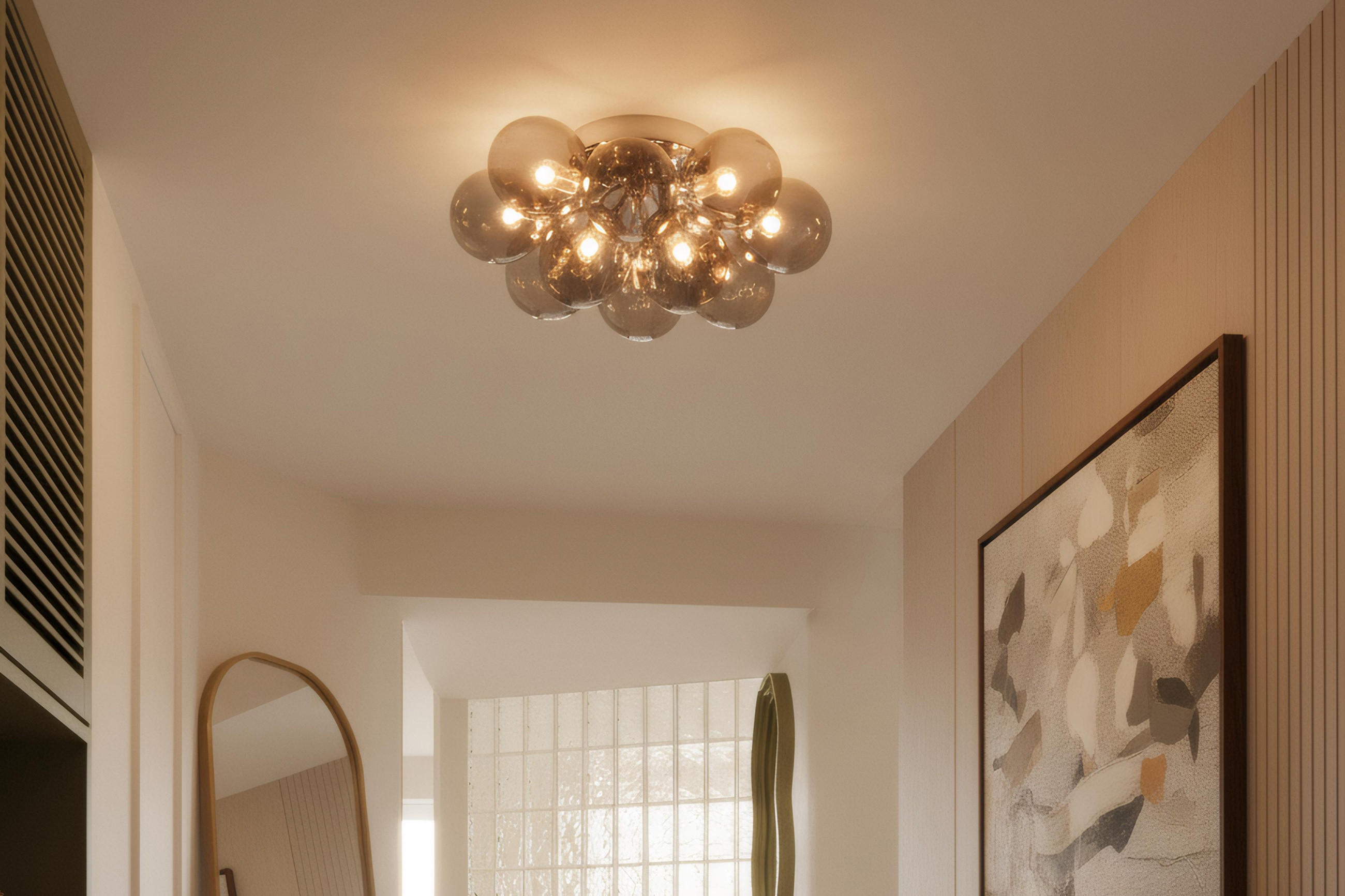 Deckenleuchte von der Marke MAYTONI in einem Flur in einem hellen beige Ton