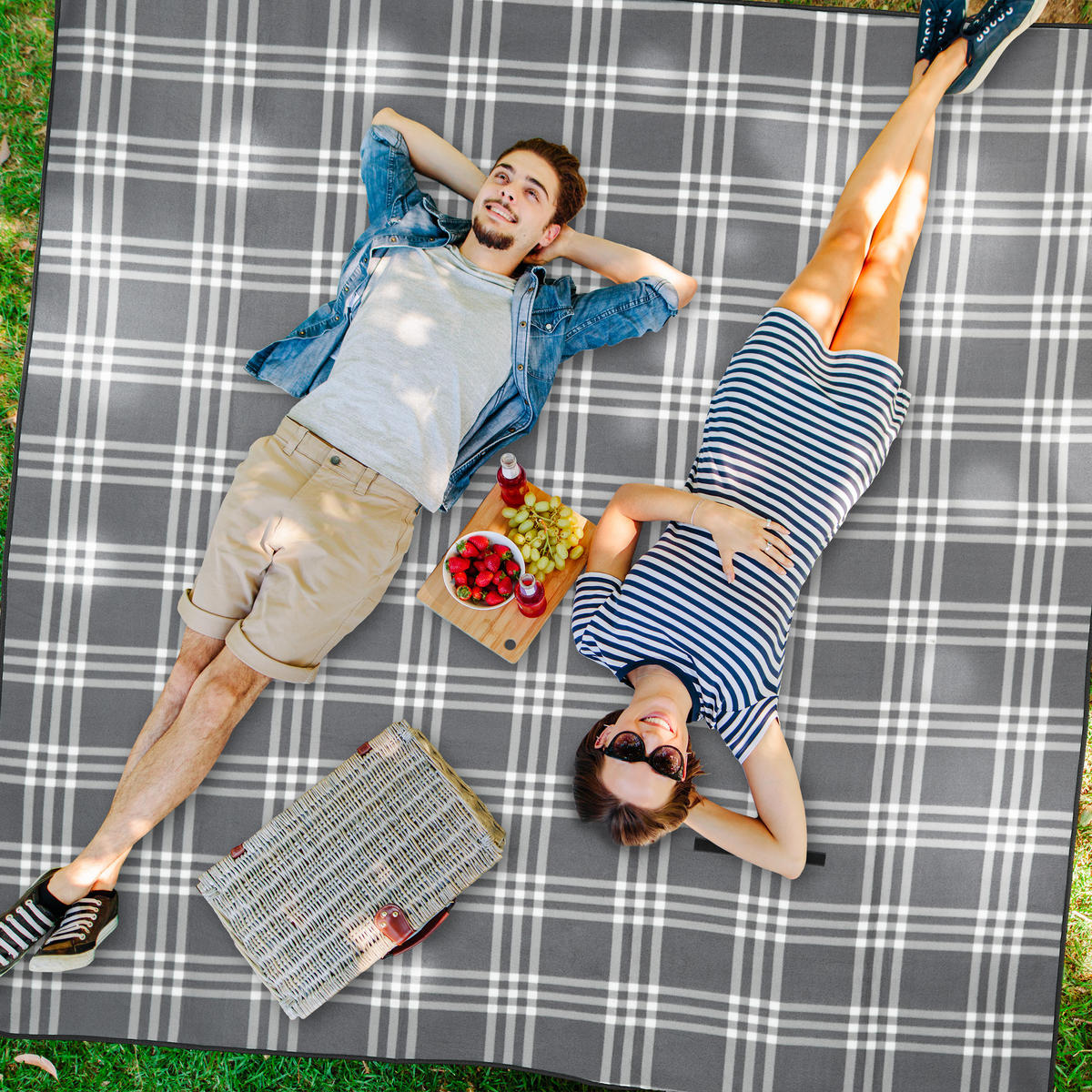 PICKNICKDECKE - Grau, Textil/Metall (200/200cm) - Relaxdays