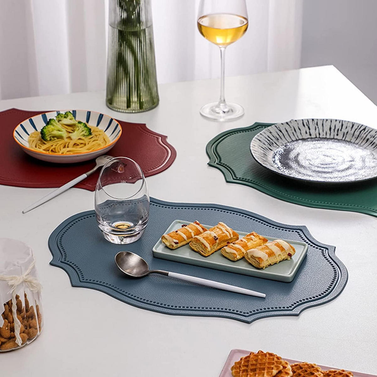 PLATZSET 6-teilig – ölbeständig und wärmeisolierend – 43 x 30 cm-Hellblau - Hellblau, Leder (43/30cm)