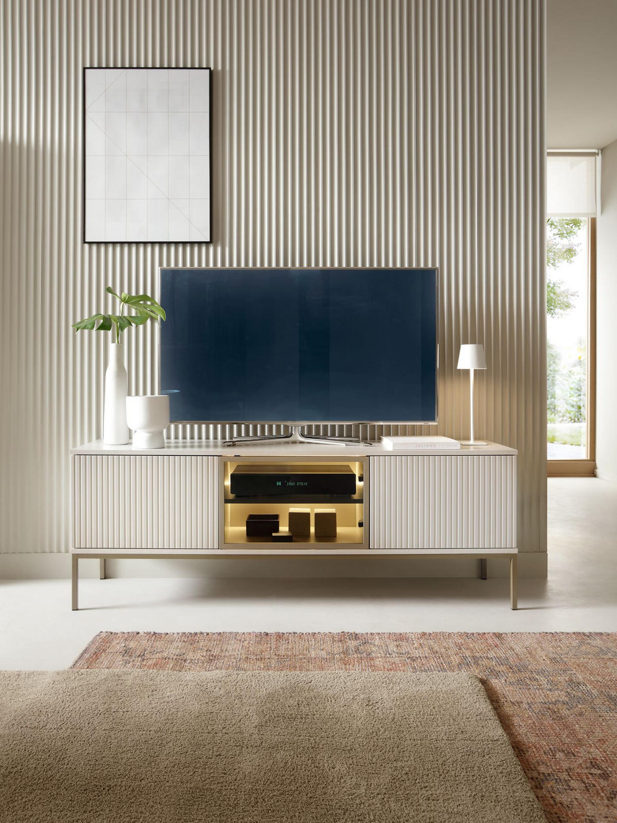 TV-SCHRANK Tosena Greige 154 cm - Kaschmir/Goldfarben, Holzwerkstoff (153.4/39/56.2cm) - Selsey