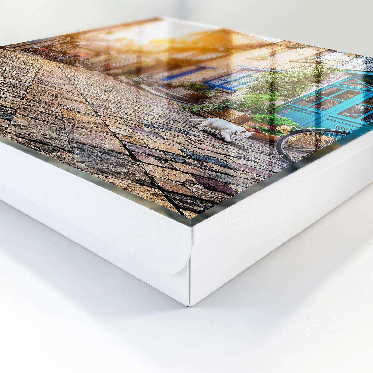 SCHLÜSSELBOX Weiß 30x30 cm – Türöffnung nach rechts - Stadtfrieden - Beige, Metall (30/30/5cm) - TULUP