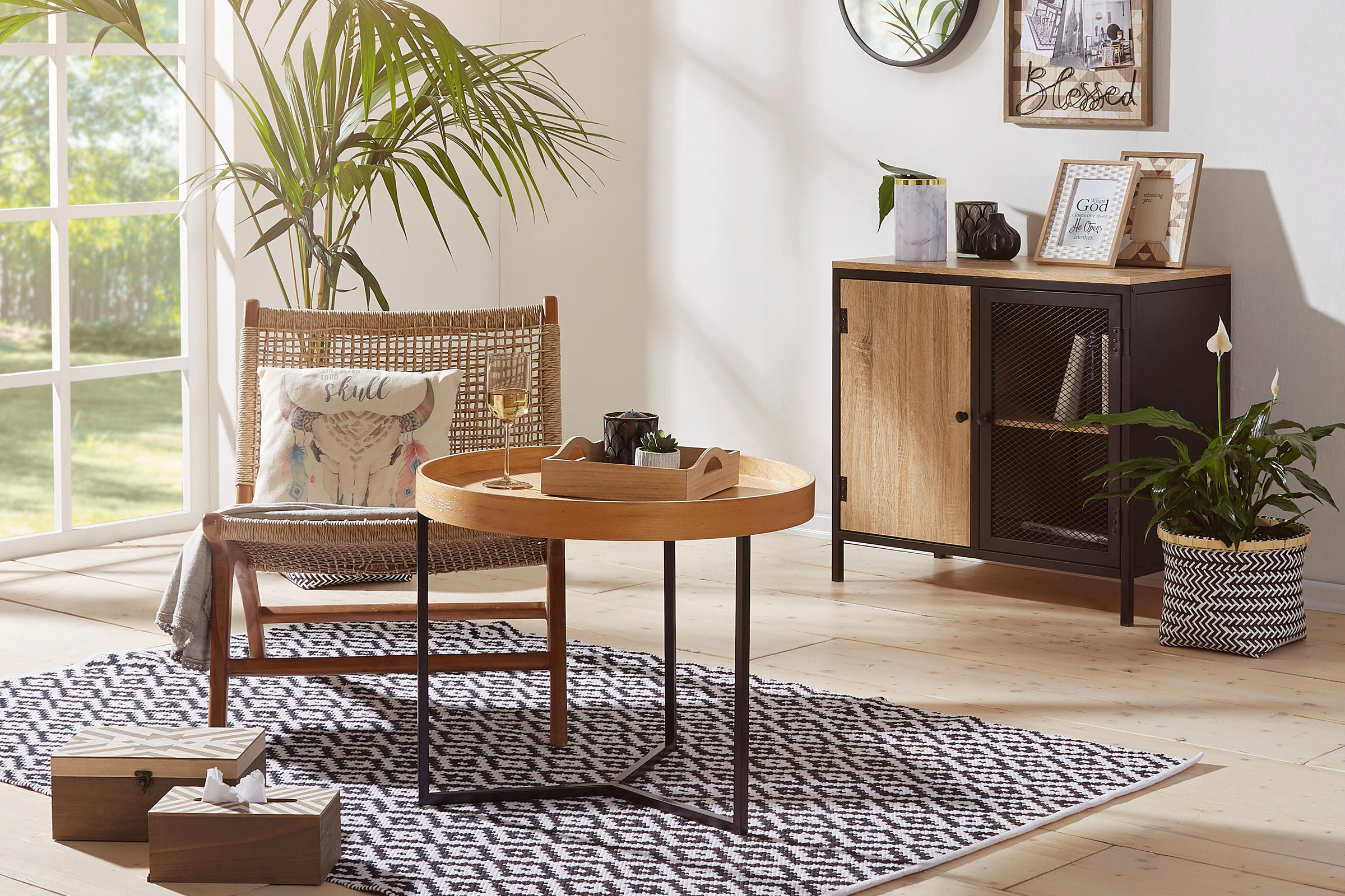 online-lagerraemungsverkauf-dekoration