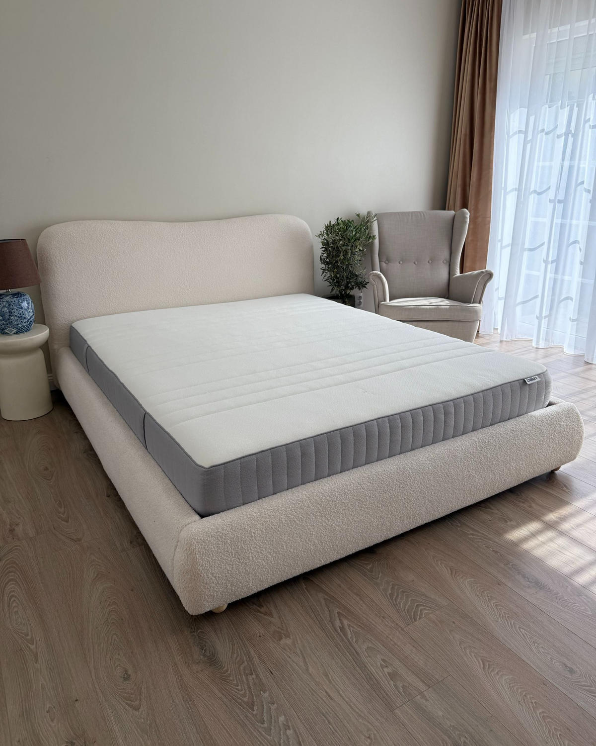 MATRACE S PAMĚŤOVOU PĚNOU H3/4 Tuhá 160/200 cm Whisper - bílá, textil (160/200cm) - Beliani