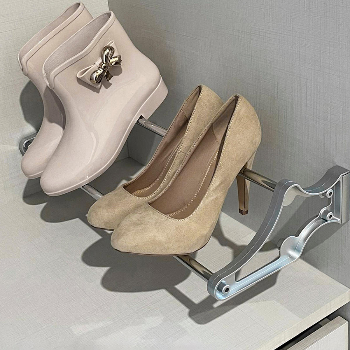 SCHUH-REGAL Self für Schrankinnenraum, Grau metallic, Stahl und Kunststoff - Silberfarben, Metall (10.5/22/100cm) - EMUCA