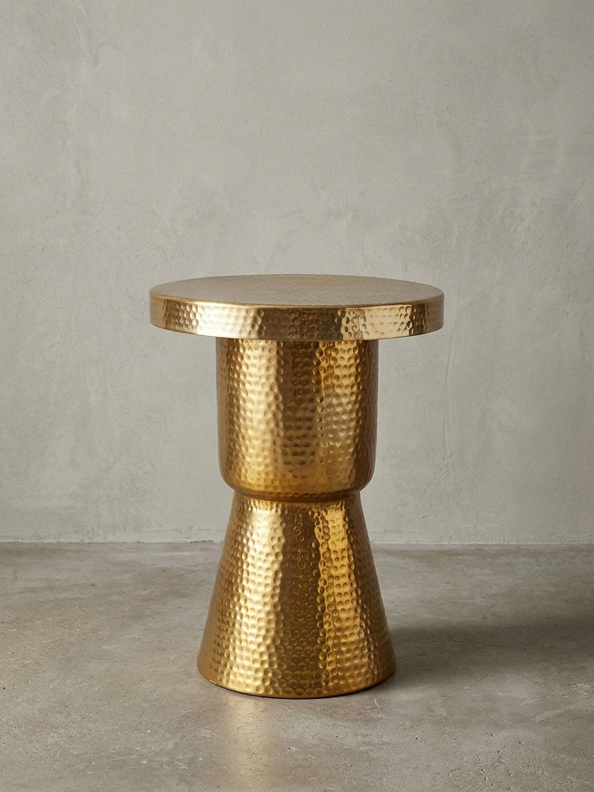 BEISTELLTISCH Aluminium Hammerschlag Orientalisch ENNS, Gold 43x43x59 cm - Goldfarben, Metall (43/43/59cm) - KADIMA DESIGN