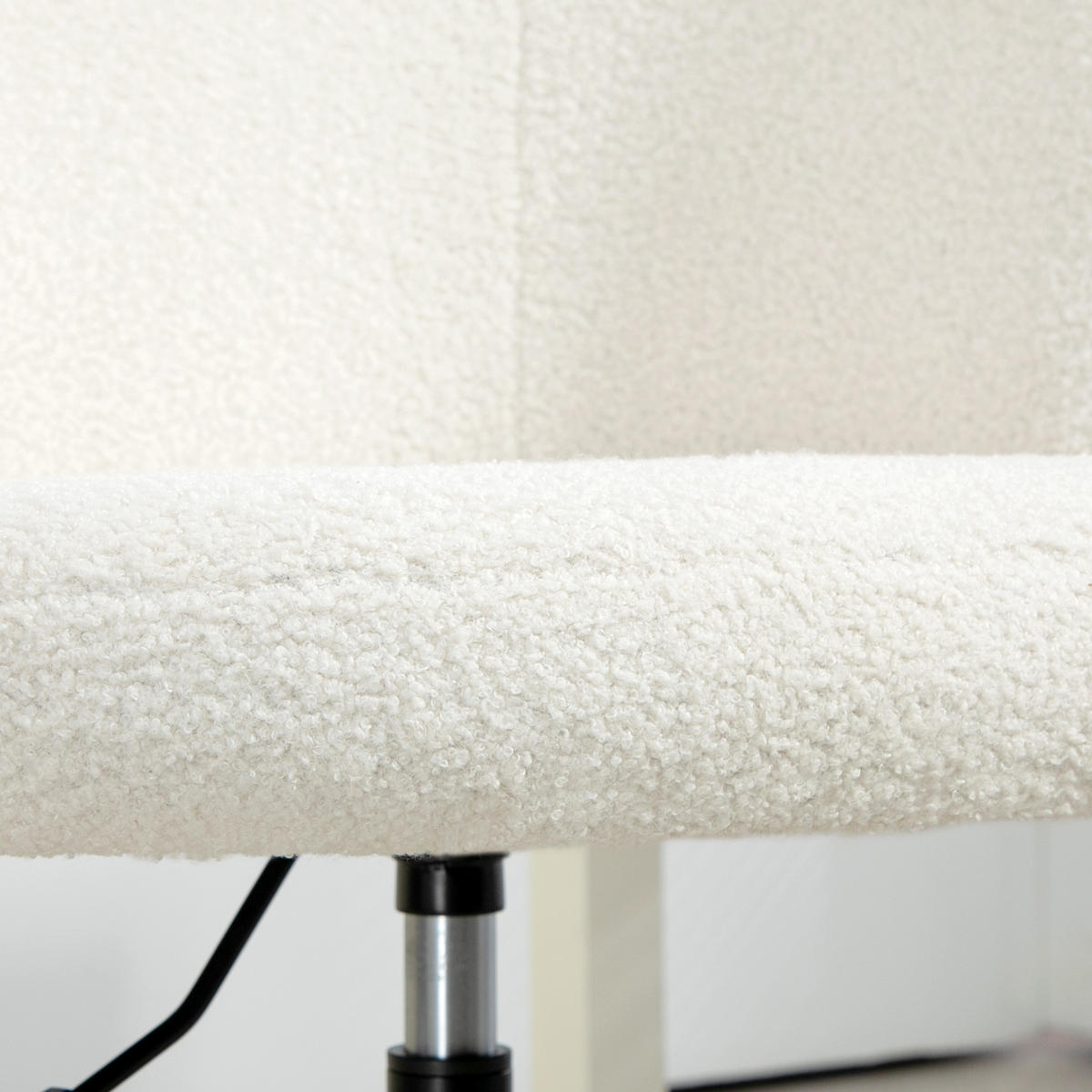DREHSTUHL DE-11698 ergonomisch höhenverstellbar 360° drehbar Bouclé-Stoff Weiß - Creme, Textil (64/89/62cm) - ComfortXL