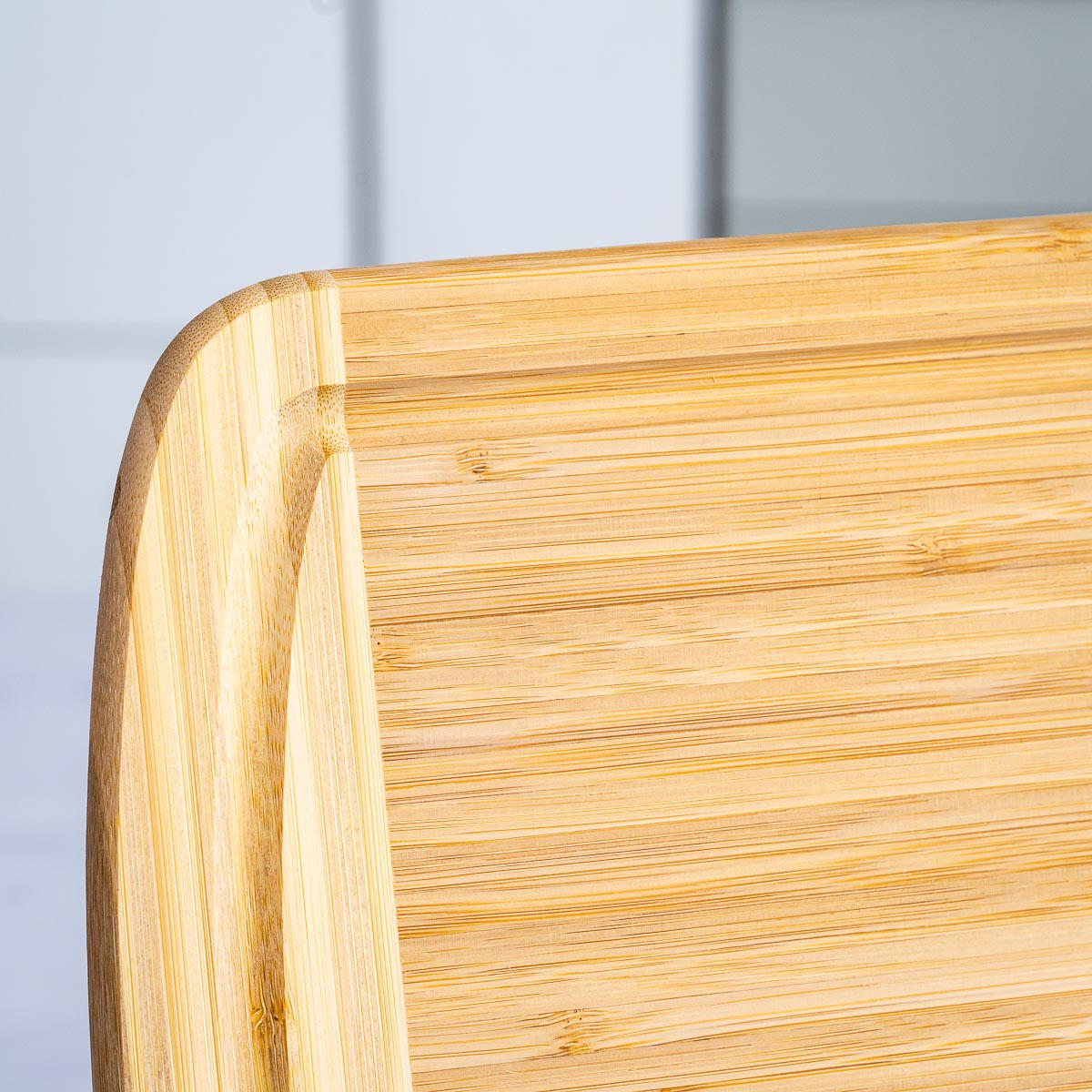 SCHNEIDEBRETT aus Holz mit Saftrille (37x29cm) - Beige, Holz (29.1/37cm) - BlauKe