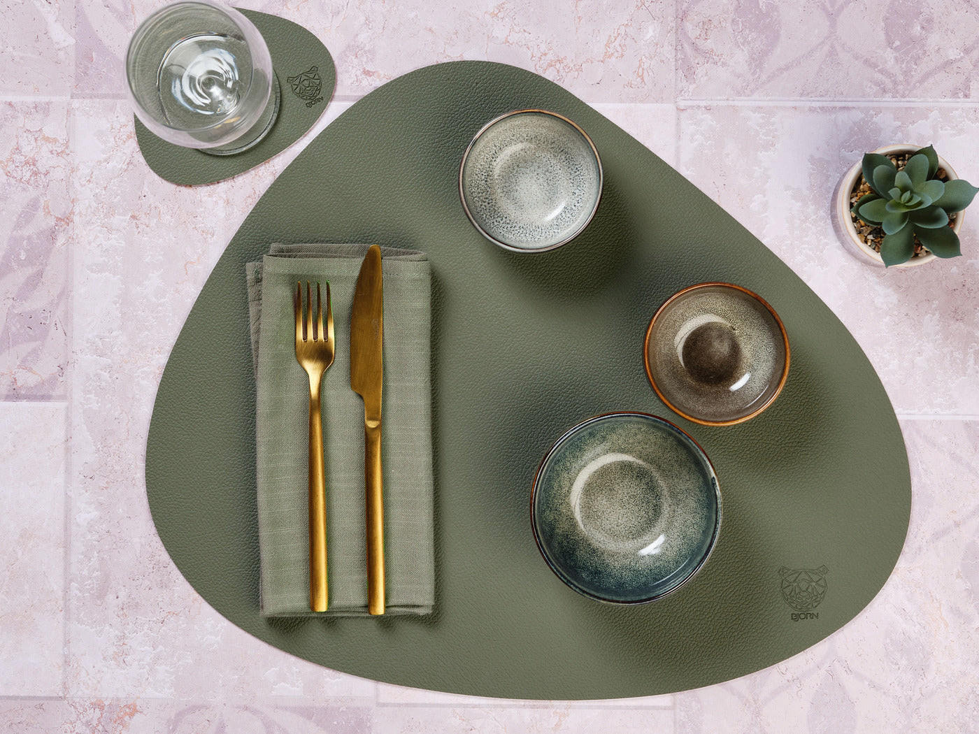 UNTERSETZER - 6er-Set - Recyceltes Leder in Cremeweiß und Graugrün - Weiß, Textil (11/13cm) - Björn